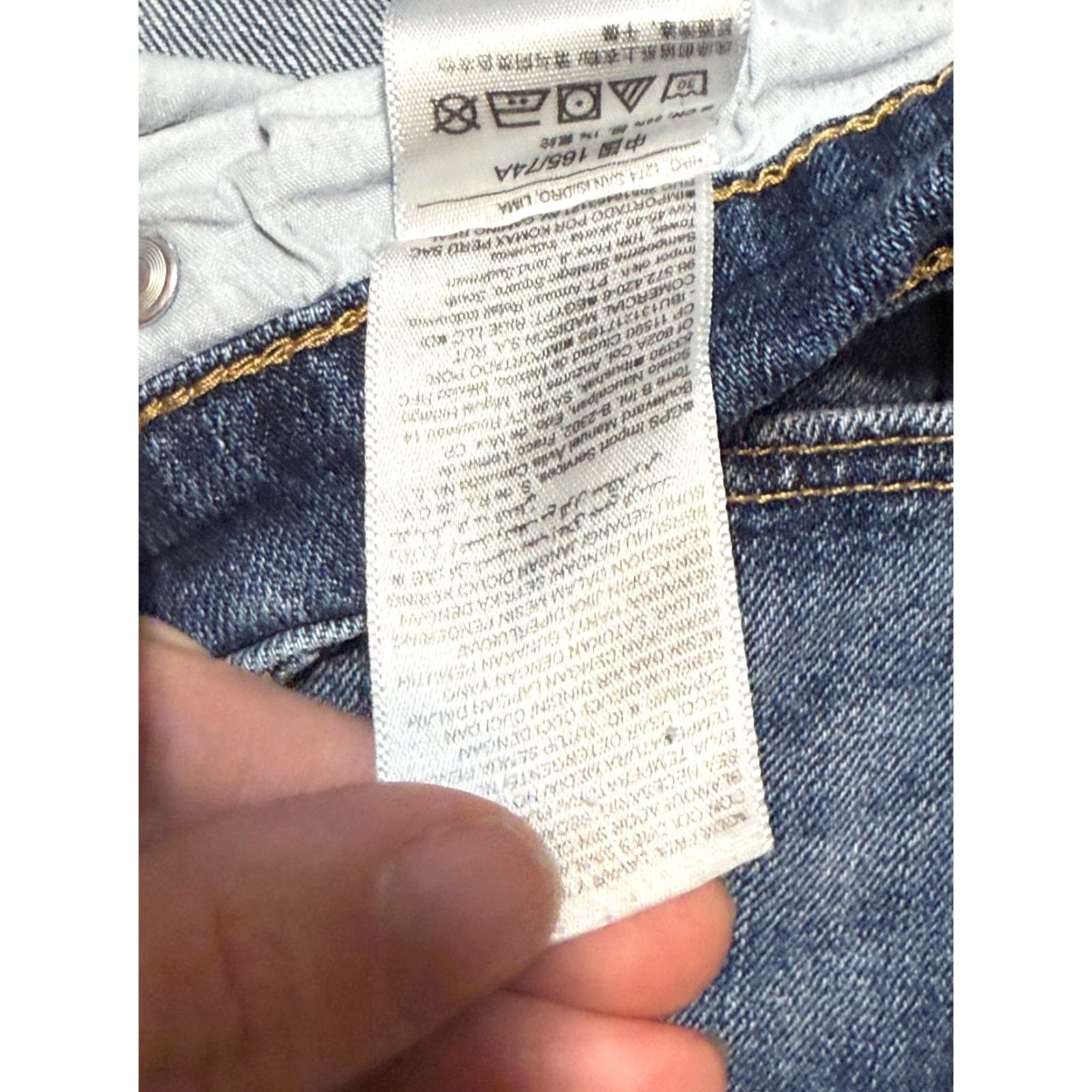 Old Navy Old Navy Jeans Women's 10 Blue Denim Boyfriend Medium Wash Mid Rise Regular Inseam 26 in 5-Pocket Size 32" / US 10 / IT 46 - 6 Thumbnail