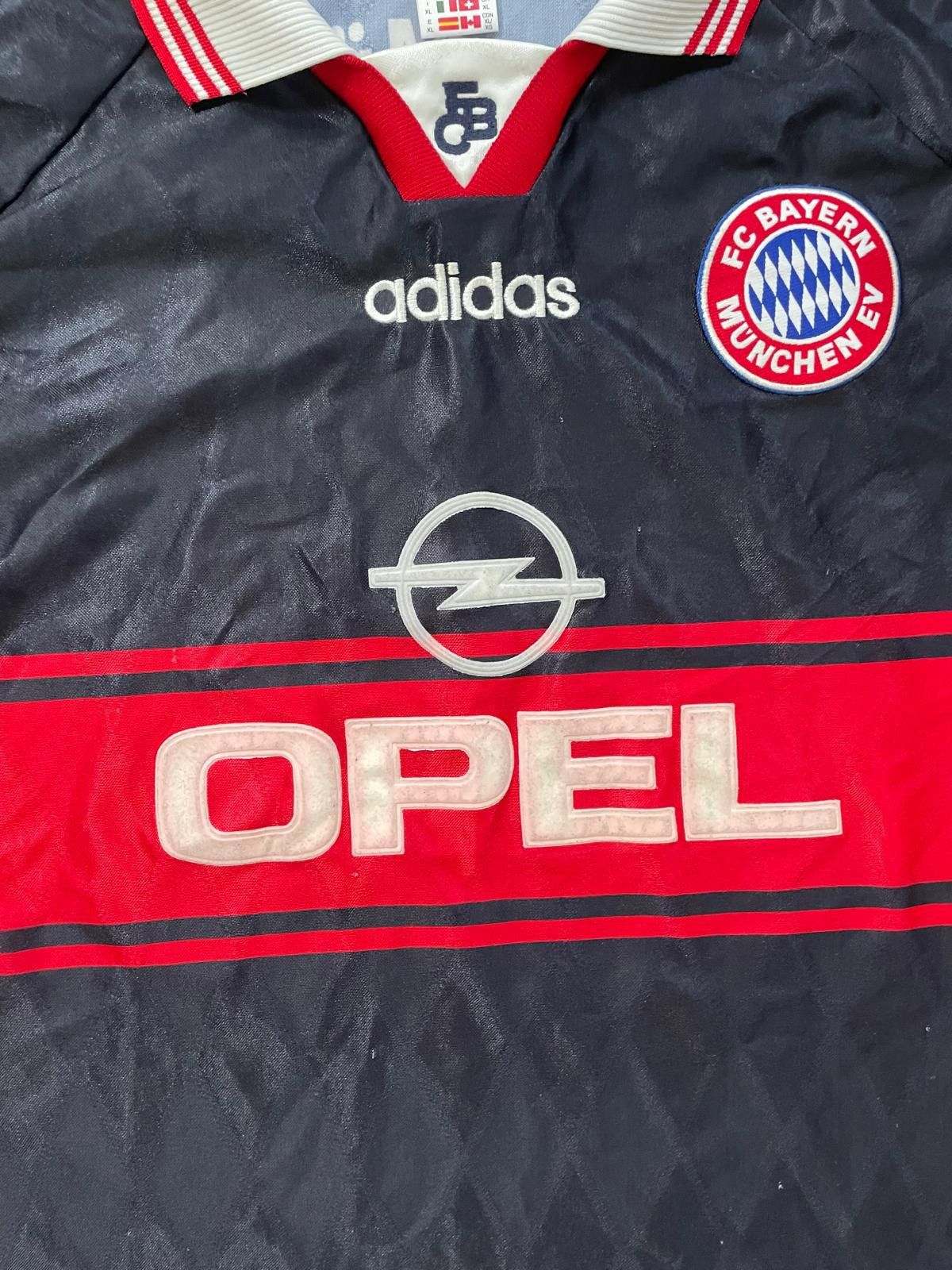 Vintage Vintage Adidas Bayern Munich Jersey Size US L / EU 52-54 / 3 - 4 Thumbnail