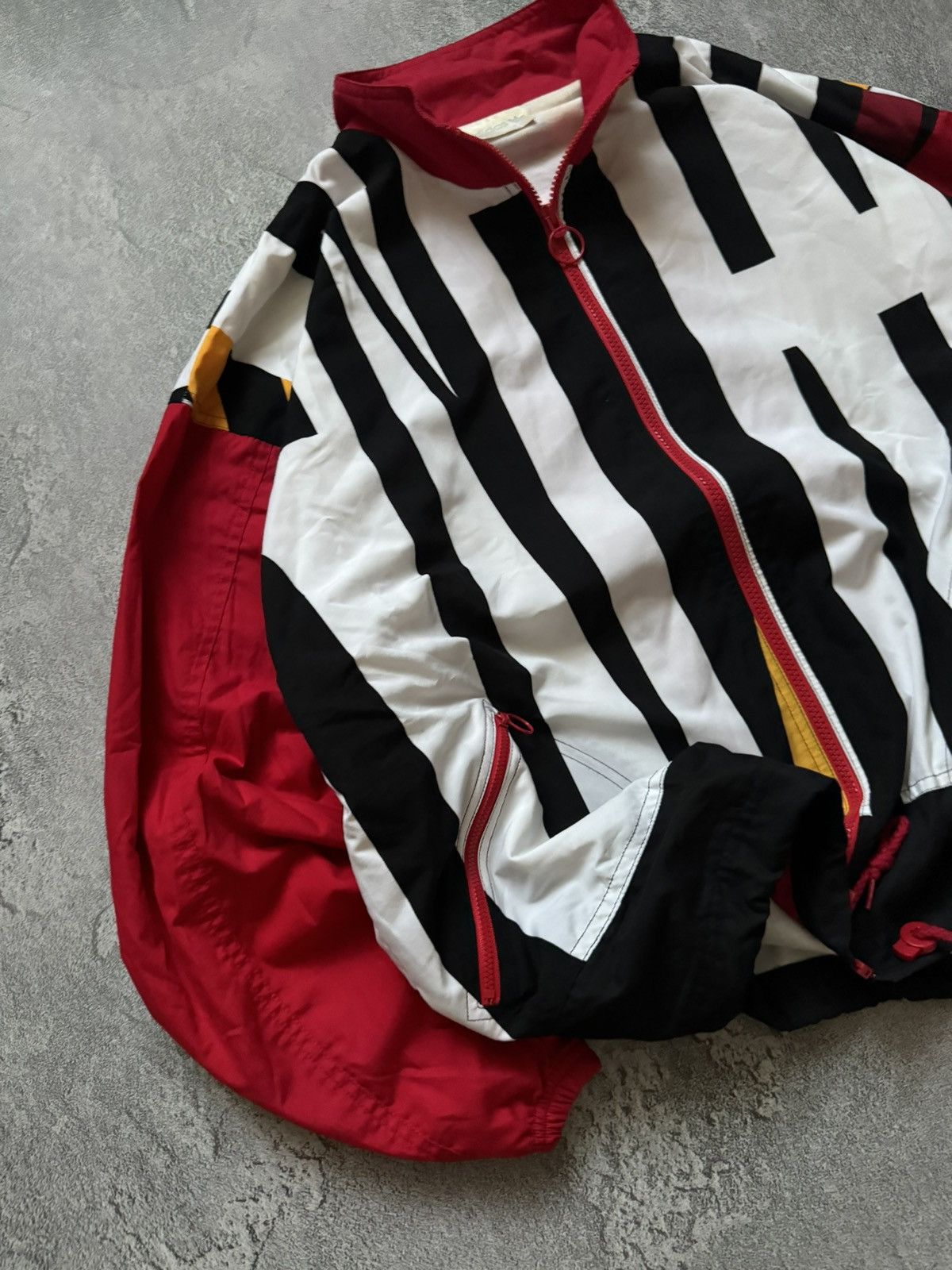 Adidas × Vintage Adidas M all printed multicolour zip bomber olympic jacket Size US M / EU 48-50 / 2 - 6 Thumbnail