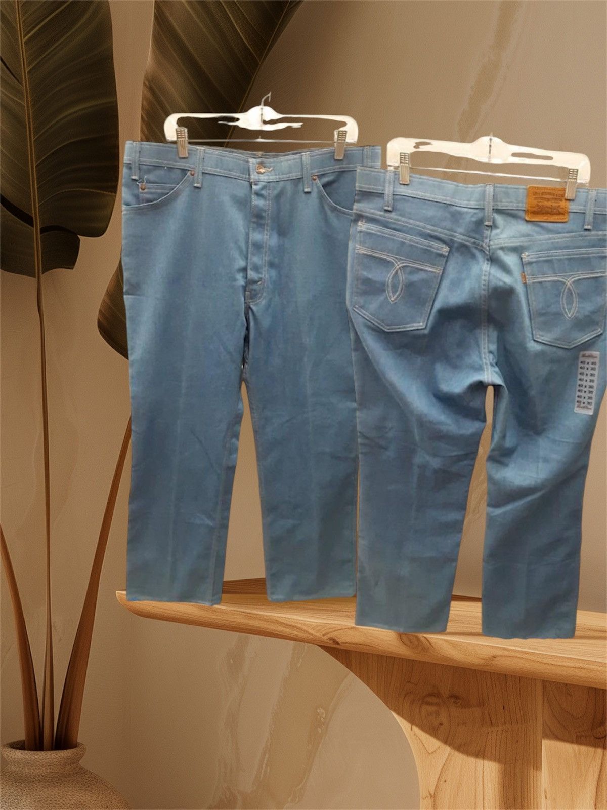 Levi's Vintage Clothing Levi's Vintage Men's Blue Straight Jeans Size 40 Denim Size US 40 / EU 56 - 1 Thumbnail