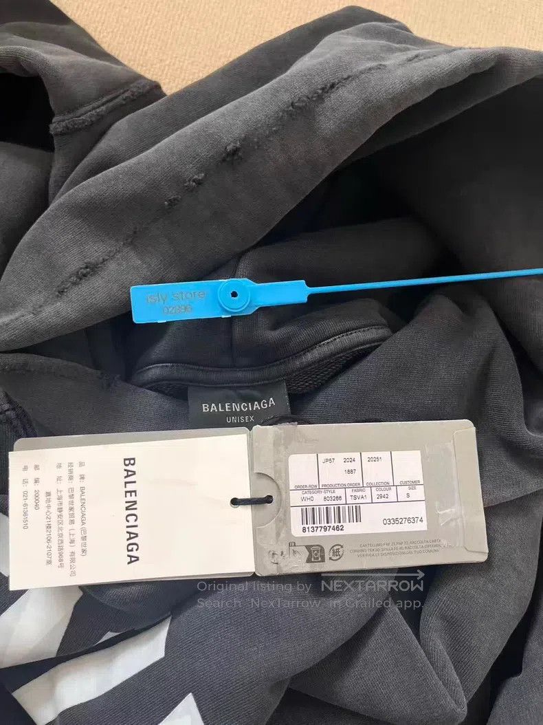 Balenciaga Balenciaga Printed Letter Hooded Long Sleeve Sweatshirt Size US S / EU 44-46 / 1 - 5 Thumbnail