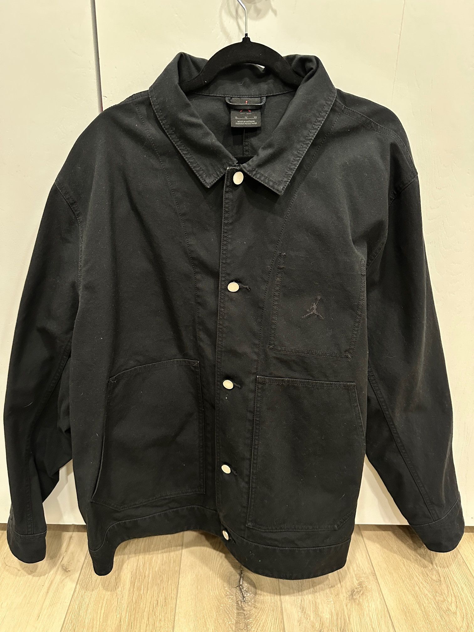 Jordan Brand Jordan Essentials Chicago Men's Jacket XL Brand New Size US XL / EU 56 / 4 - 1 Thumbnail