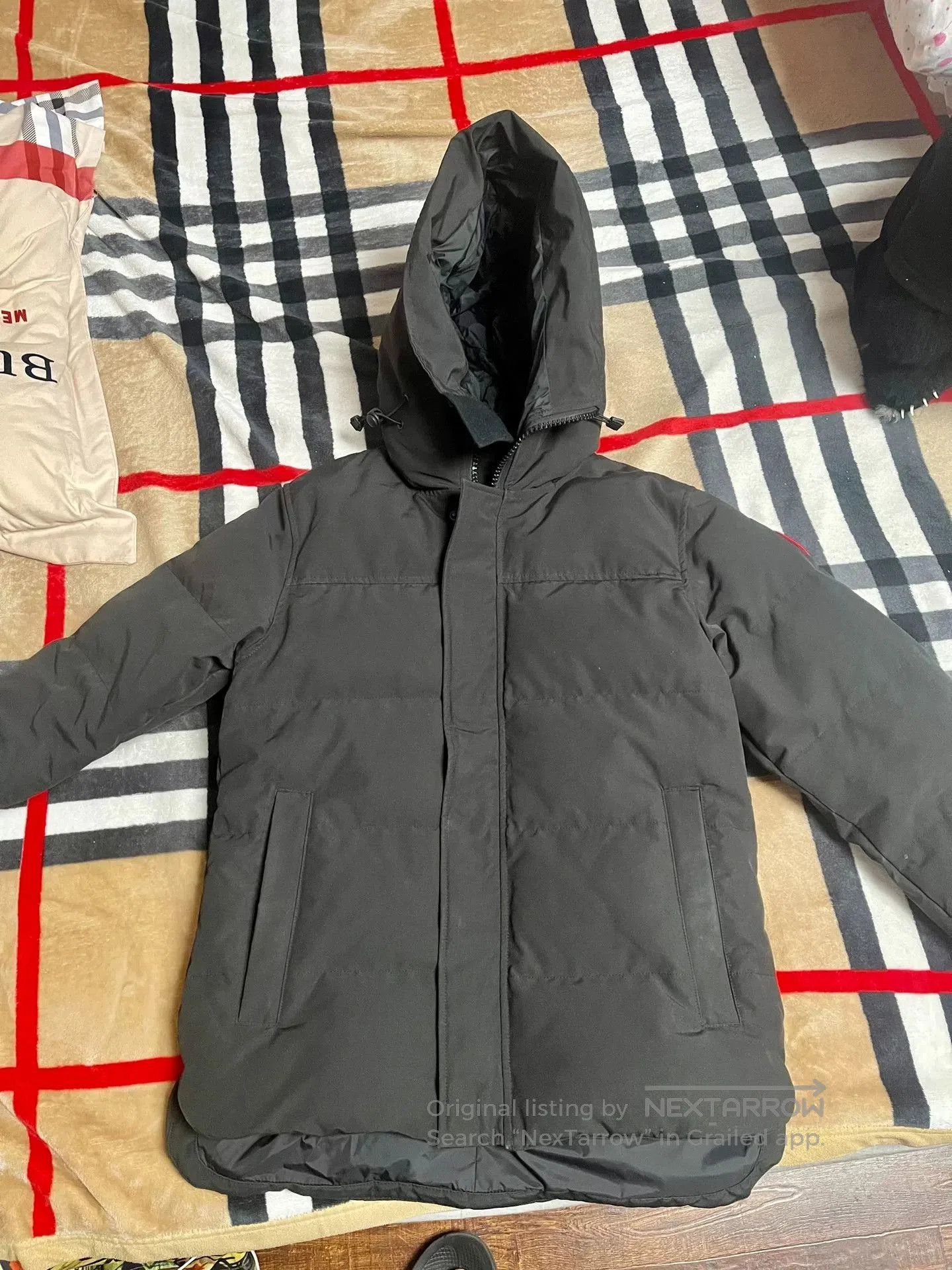 Canada Goose Canada Goose Black Down Jacket for Men. Size US S / EU 44-46 / 1 - 1 Thumbnail