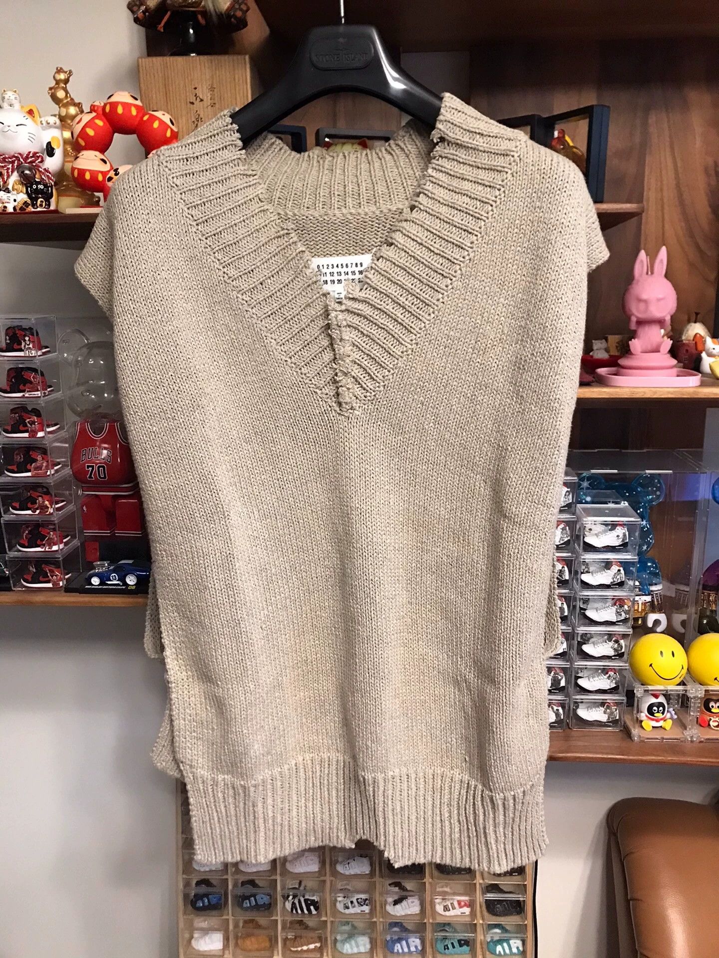 Other Martin Margiela distressed linen/cotton vest unisex Size US S / EU 44-46 / 1 - 1 Thumbnail