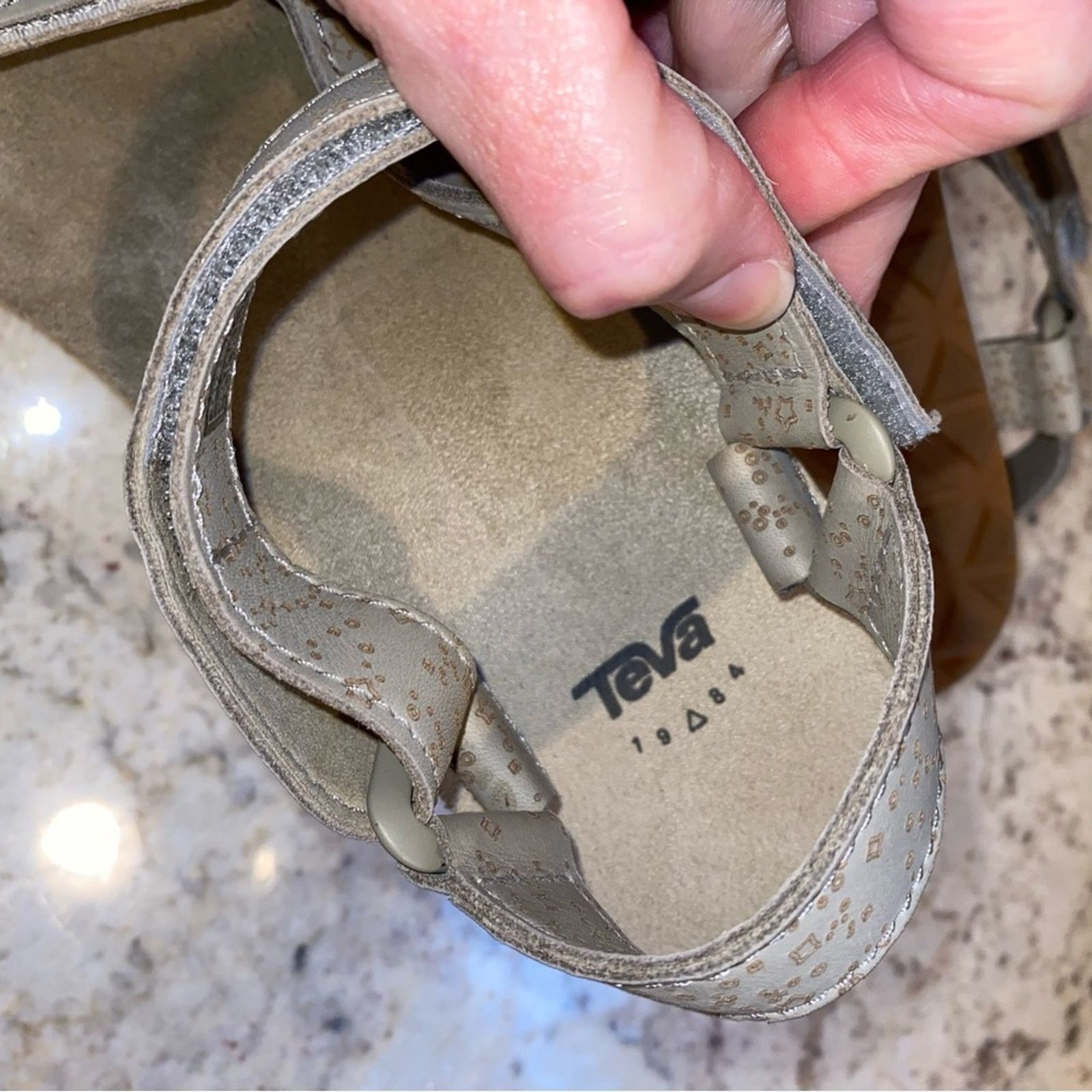 Teva TEVA Womens $116 Leather Sanborn Universal Star Sandal Gry 9 Size US 9 / IT 39 - 9 Thumbnail