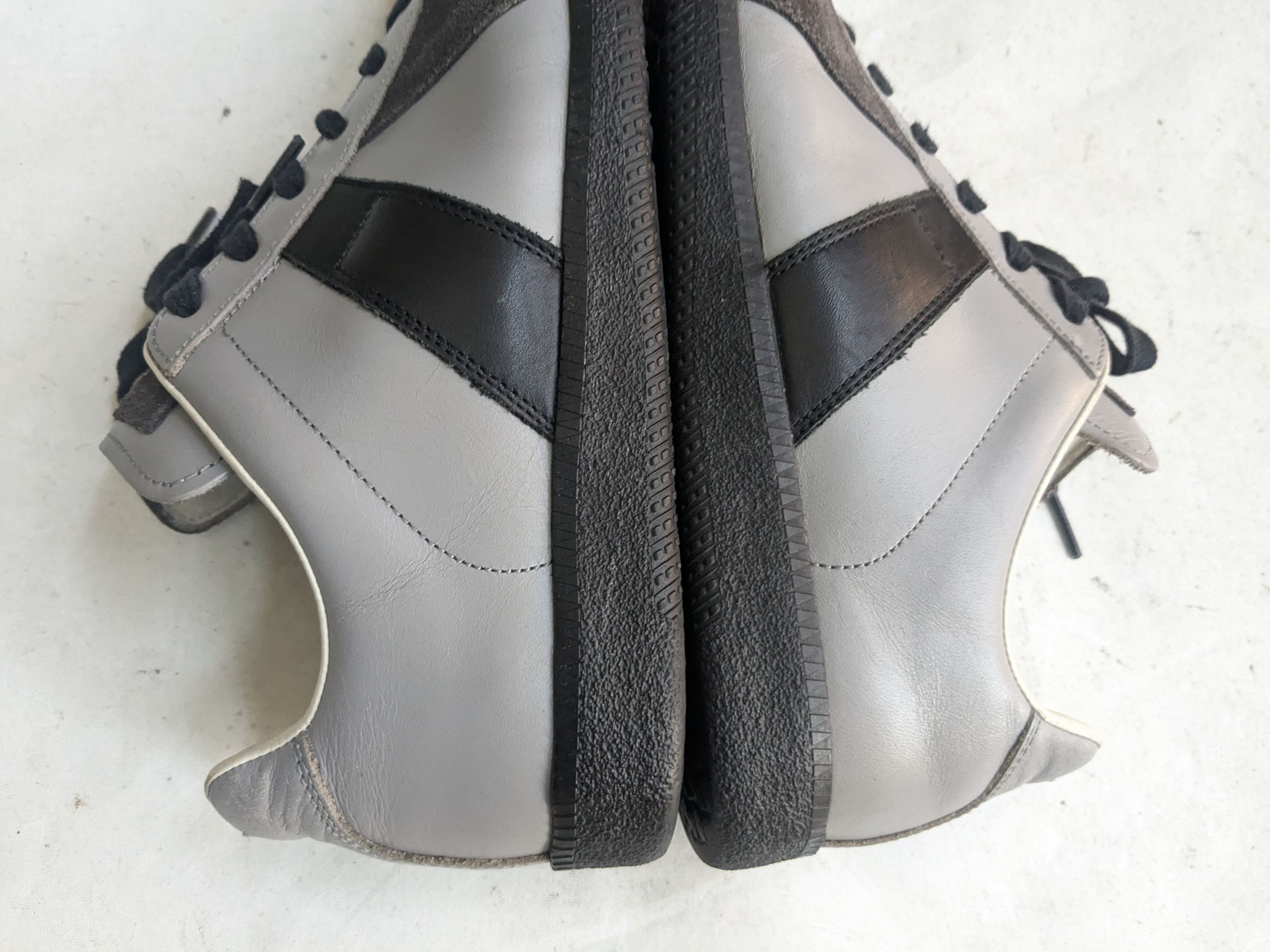 Maison Margiela Maison Margiela Replica GAT Gray Black 7 40 Size US 7 / EU 40 - 13 Thumbnail