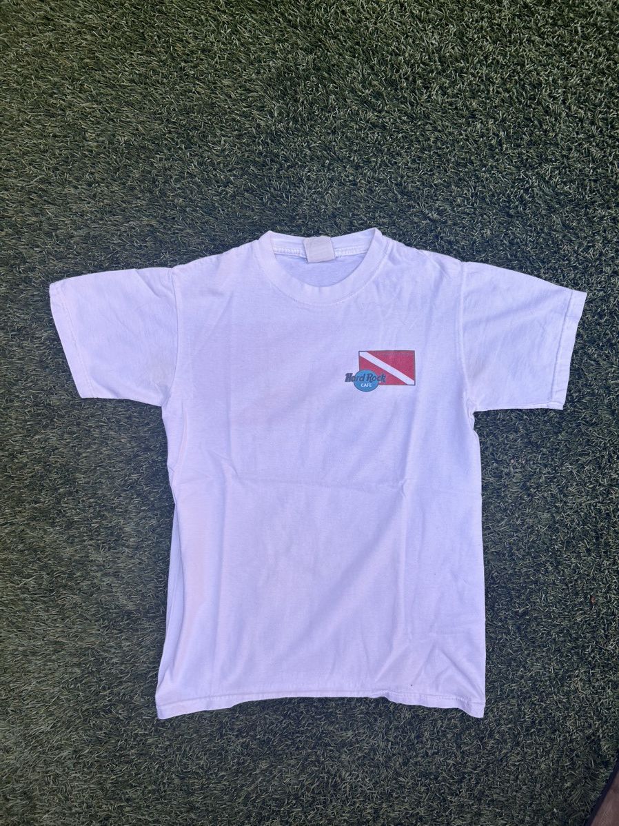 Hard Rock Cafe × Vintage Vintage Hard Rock Cafe Cayman Islands Tee Size US S / EU 44-46 / 1 - 2 Thumbnail