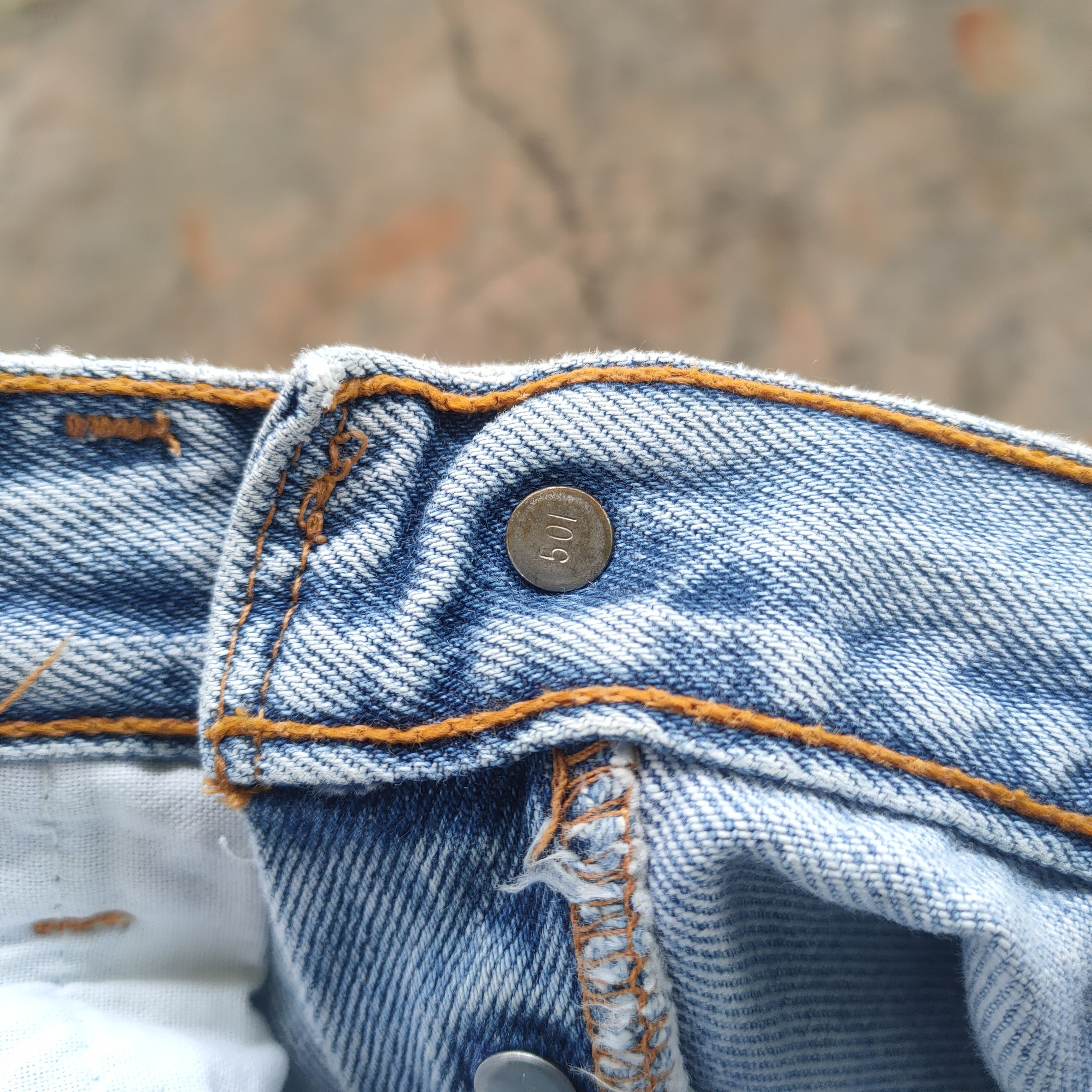 Jean × Levi's × Vintage VINTAGE LEVI'S 501 90' FADED WASH DISTRESSED JEANS PANTS Size US 29 - 12 Thumbnail