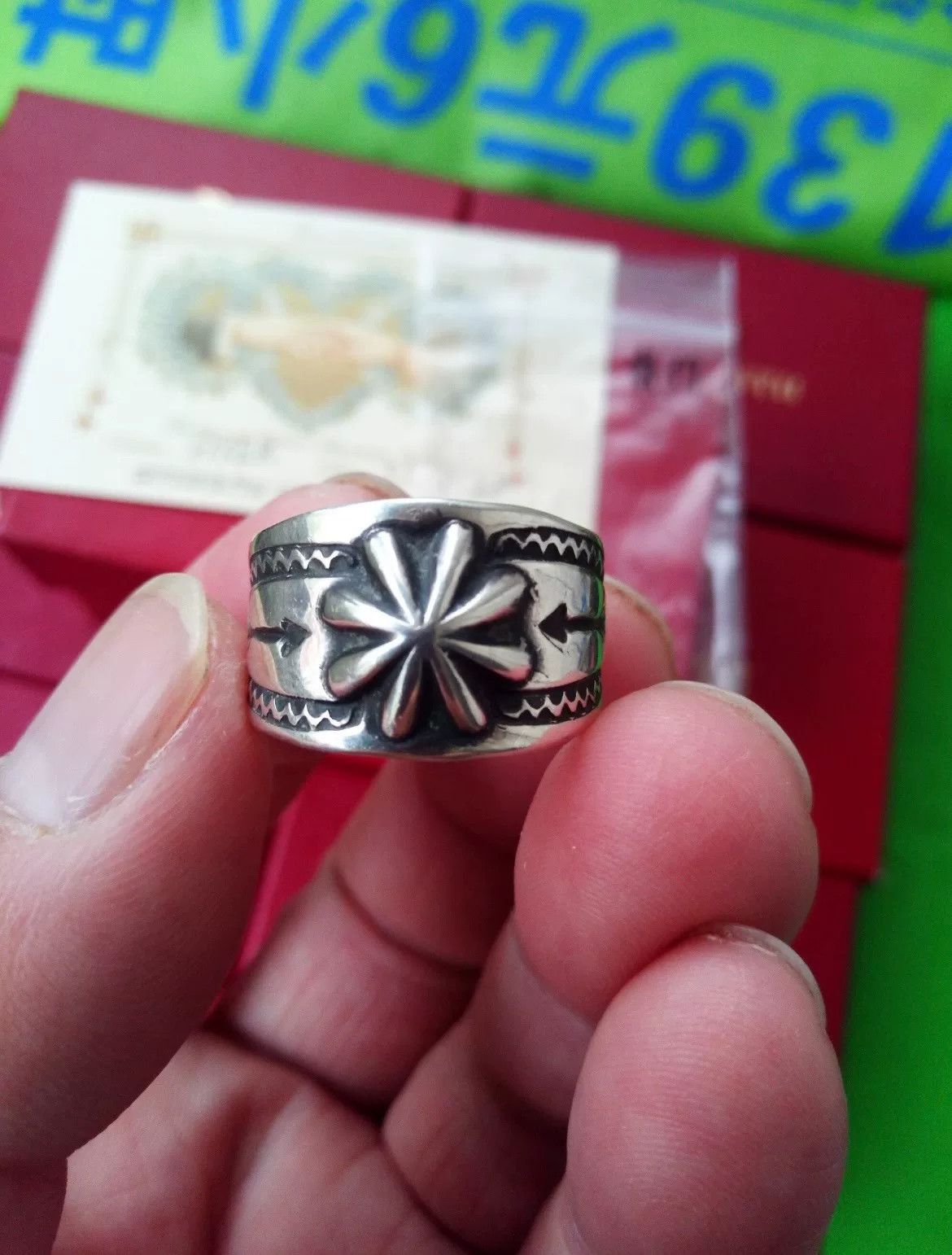 Larry Smith larry smith chrysanthemum nail ring in gold Size ONE SIZE - 1 Thumbnail