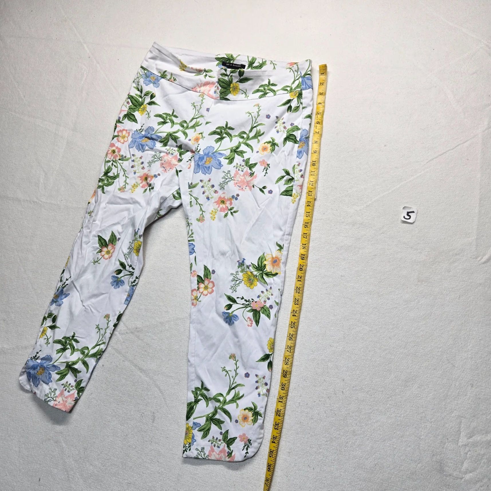 Vintage VINTAGE Zac & Rachel Floral Pants Women Size 16 White Rayon Slim Straight Spring Summer Casual Size 38" / US 16 / IT 52 - 7 Thumbnail