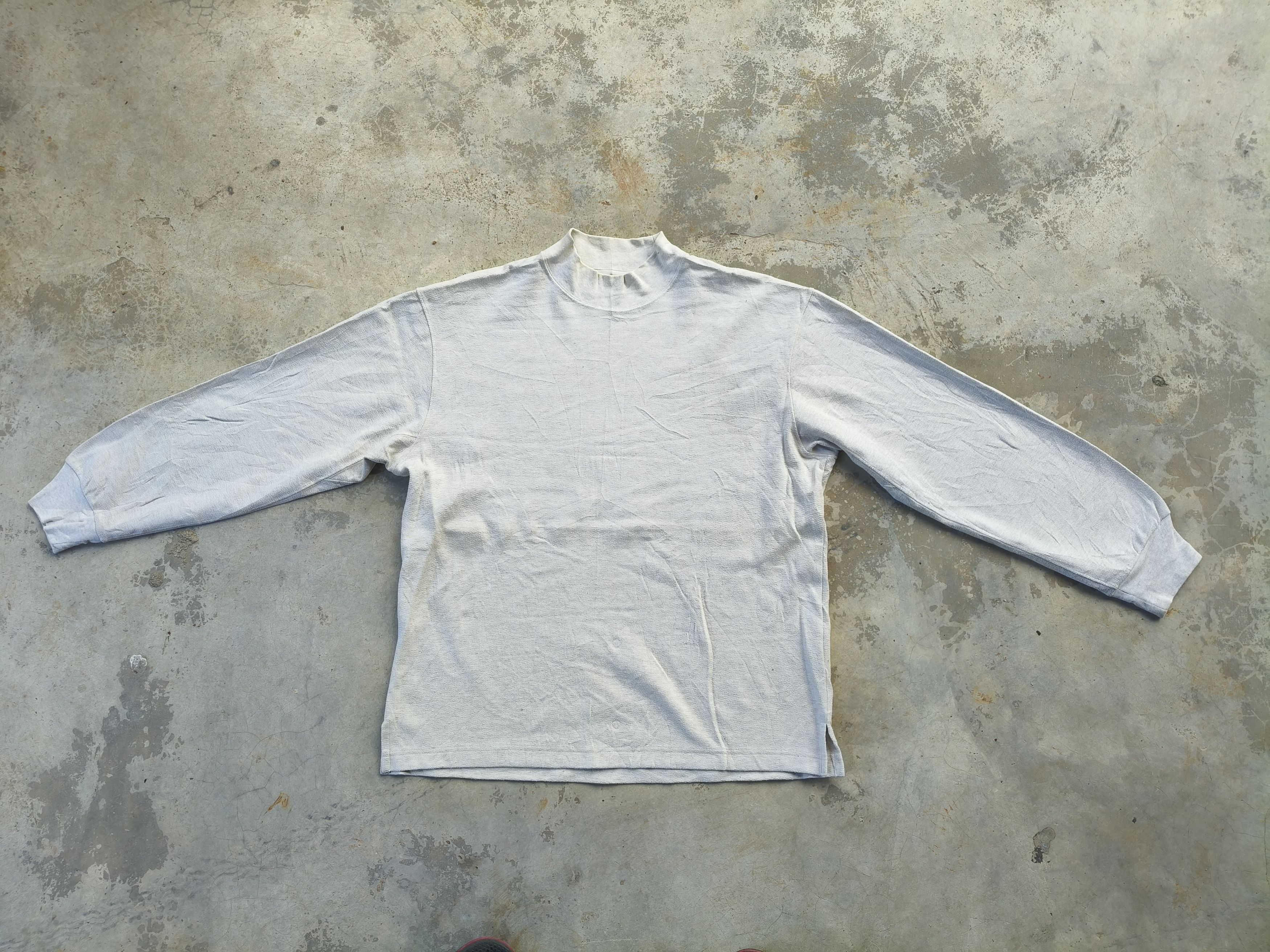 Lemaire × Uniqlo Uniqlo Lemaire Round Neck Size L / US 10 / IT 46 - 3 Thumbnail