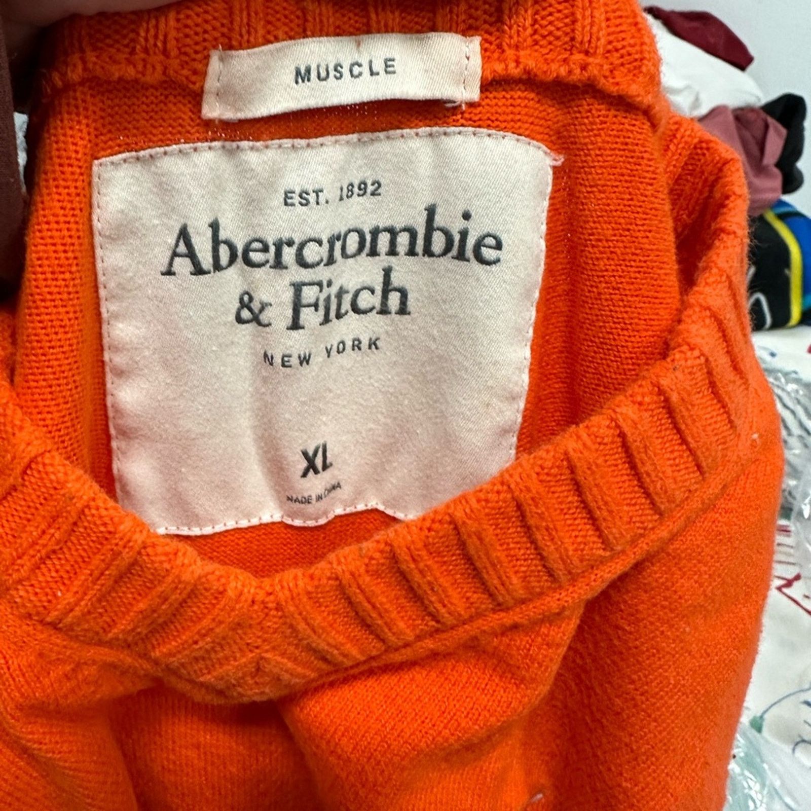 Abercrombie & Fitch Abercrombie & Fitch Muscle V Neck Sweater Size US XL / EU 56 / 4 - 2 Thumbnail