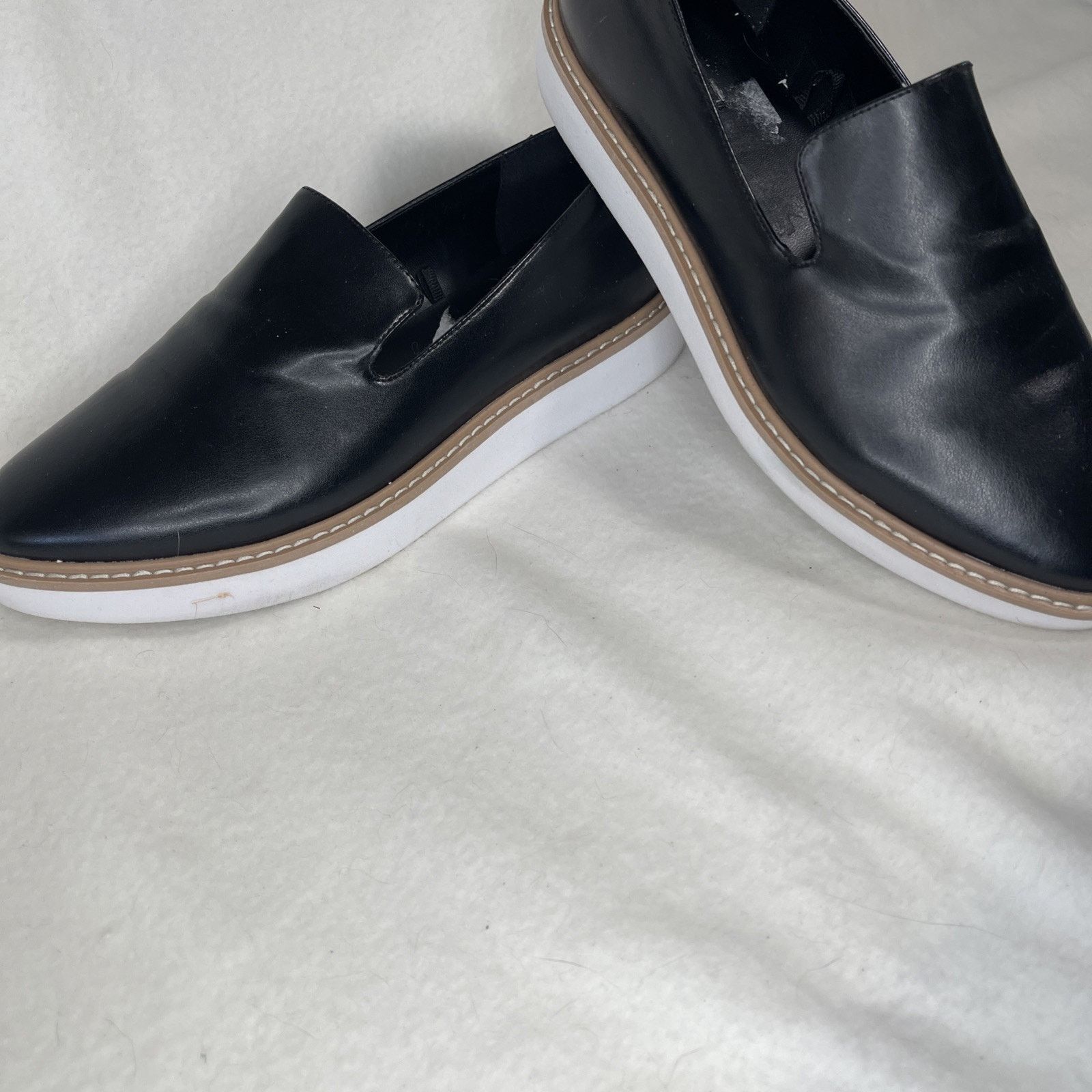 DKNY DKNY shoes slip on sneakers women 9M Pointed Toe- EUC Size US 9 / IT 39 - 3 Thumbnail