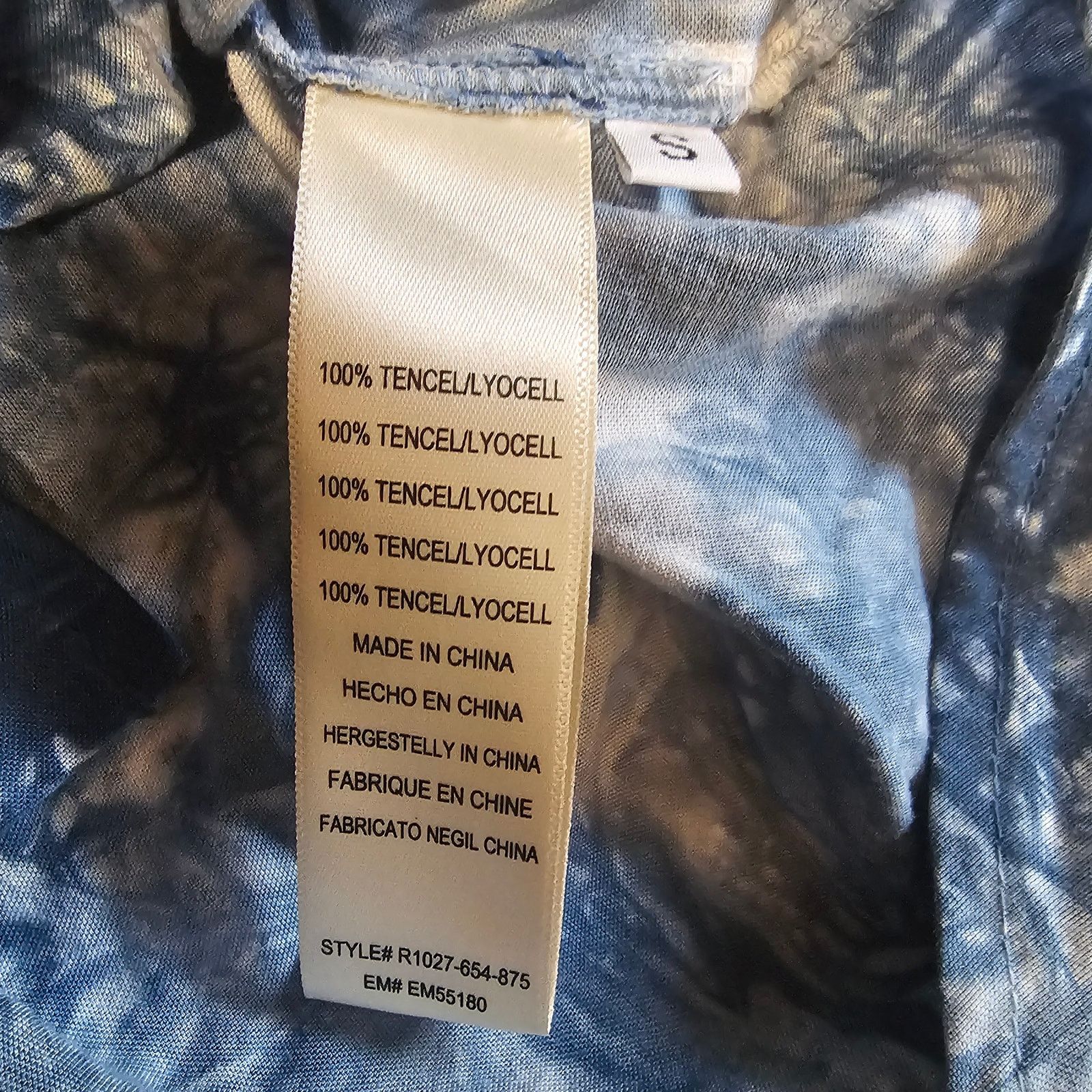 Anthropologie Anthropologie cloth & stone Button Tie Dye Blue Top S 3364 Size S / US 4 / IT 40 - 4 Thumbnail