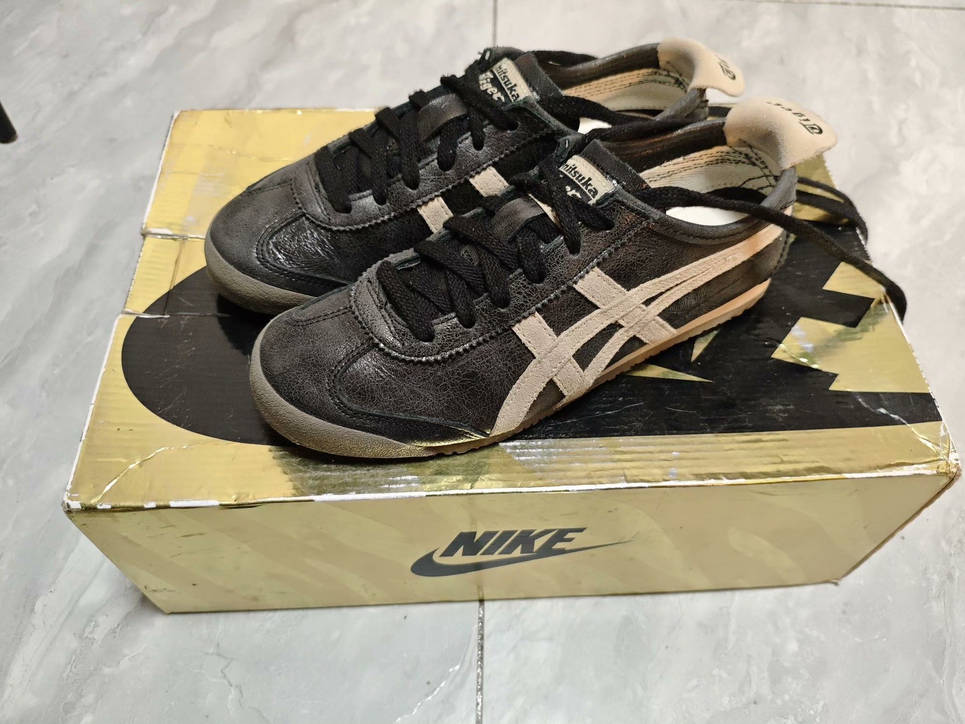 Onitsuka Tiger Onitsuka Tiger Retro Brown Lowtop Sneakers 5 Men Size US 5 / EU 37 - 1 Thumbnail