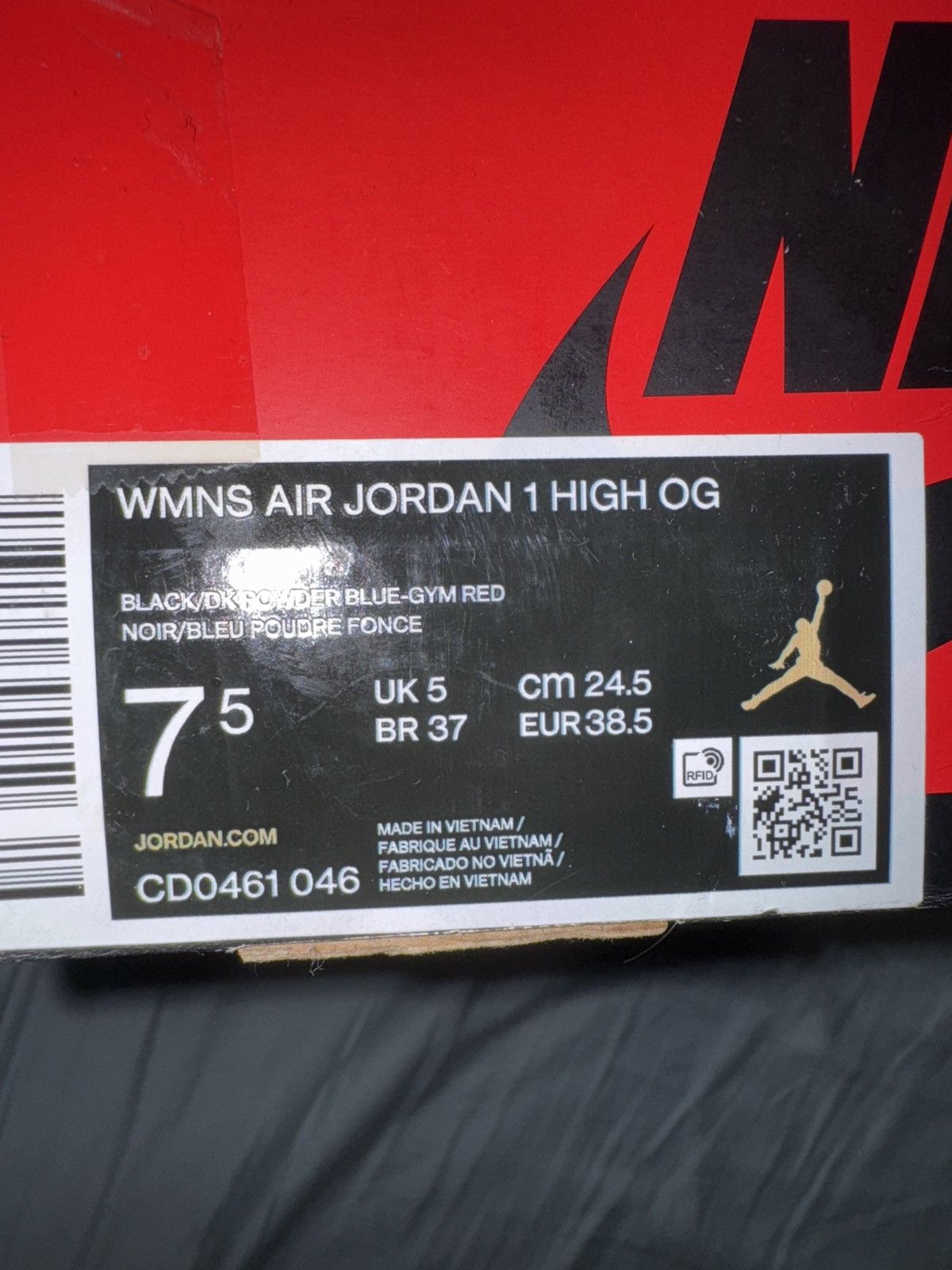 Jordan Brand Air Jordan 1 High OG NC to CHI Size US 6 / EU 39 - 2 Thumbnail
