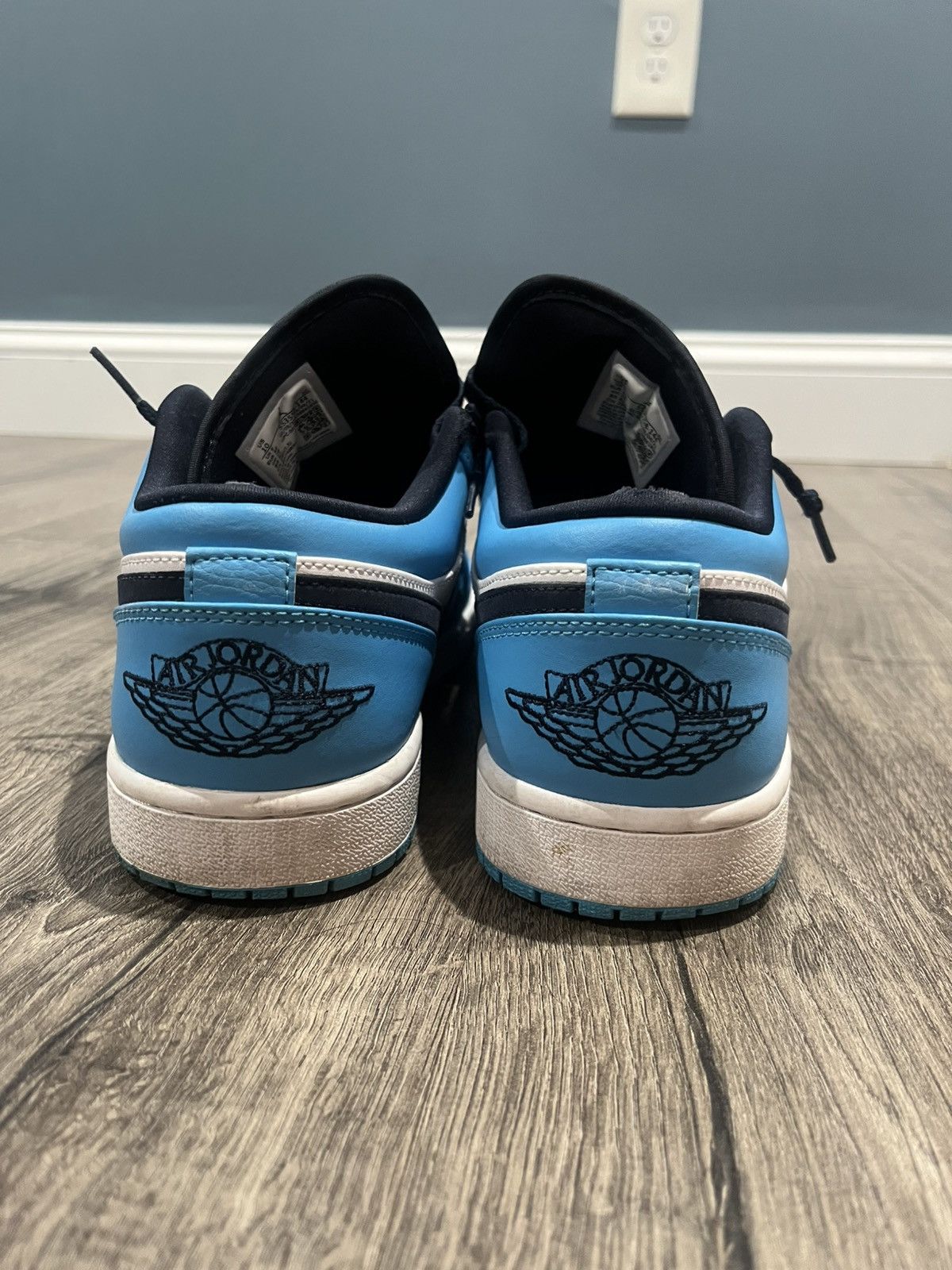 Jordan Brand × Nike Jordan 1 low unc Size US 10 / EU 43 - 7 Thumbnail
