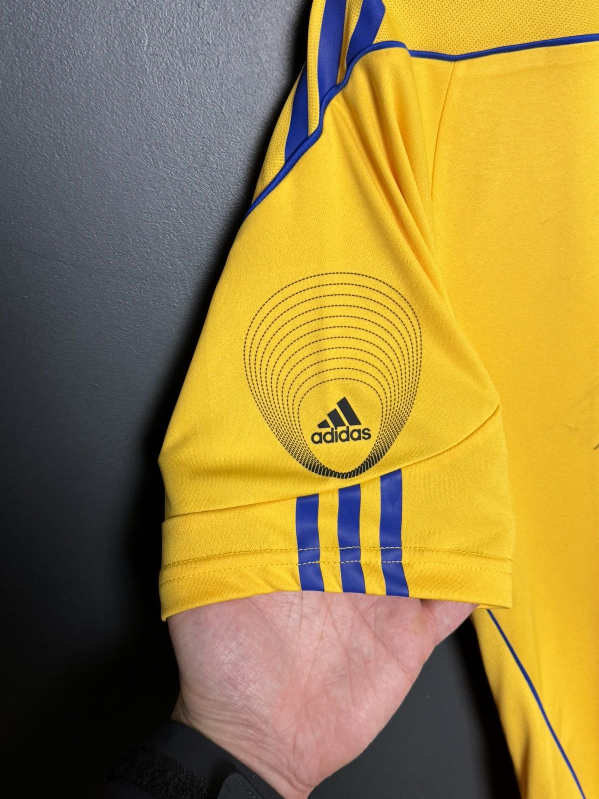 Adidas Ukraine 10/11 Home Match Worn Aliev Football Soccer Jersey Size US M / EU 48-50 / 2 - 6 Thumbnail