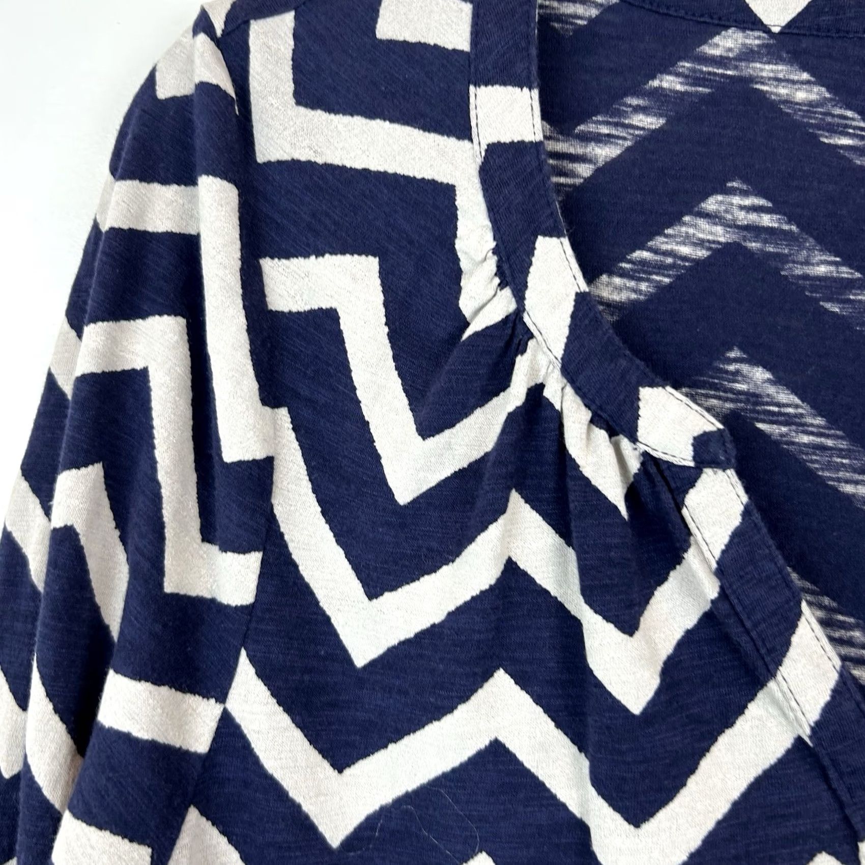 Lucky Brand Lucky Brand Top Womens Medium M Blue White Chevron Casual Boho Size M / US 6-8 / IT 42-44 - 6 Thumbnail