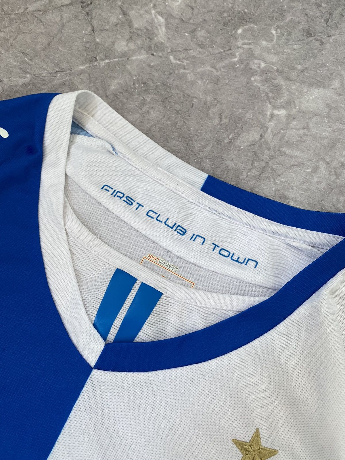 Puma Adidas 2011/2012 Grasshoppers Zurich Home Soccer Jersey Size US L / EU 52-54 / 3 - 8 Thumbnail