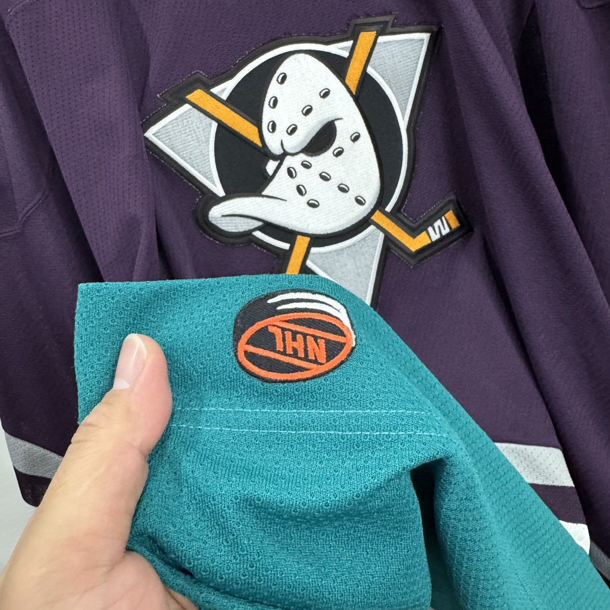 NHL × Vintage Vtg CCM NHL Mighty Ducks Jersey Size US XXL / EU 58 / 5 - 6 Thumbnail