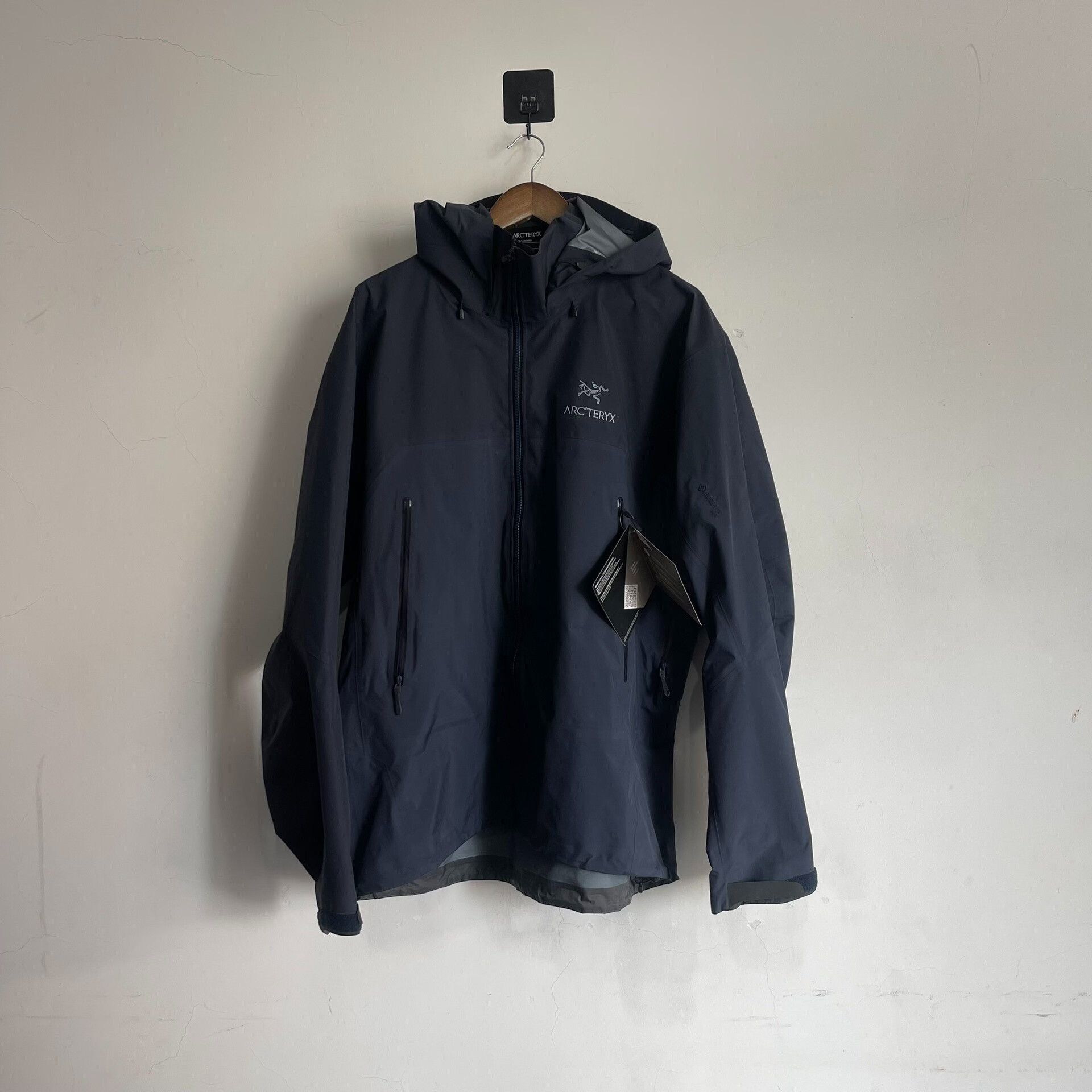 Arc'teryx ARC'TERYX 2000s THETA GORE-TEX SHELL JACKET BLUE GOOD