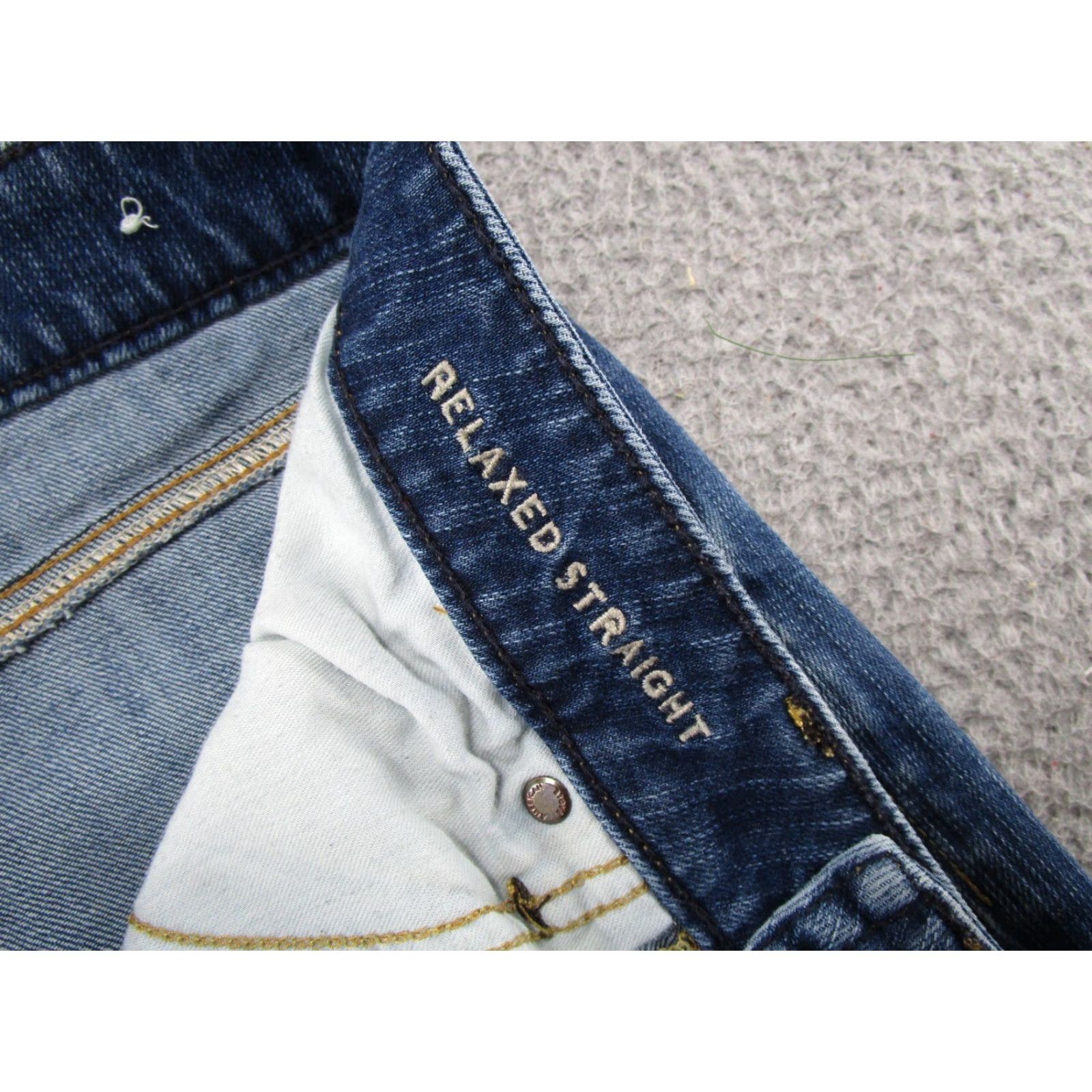 American Eagle Outfitters American Eagle Flex Relaxed Straight Leg Blue Jeans 32x32 34x30 Work Size US 32 / EU 48 - 6 Thumbnail