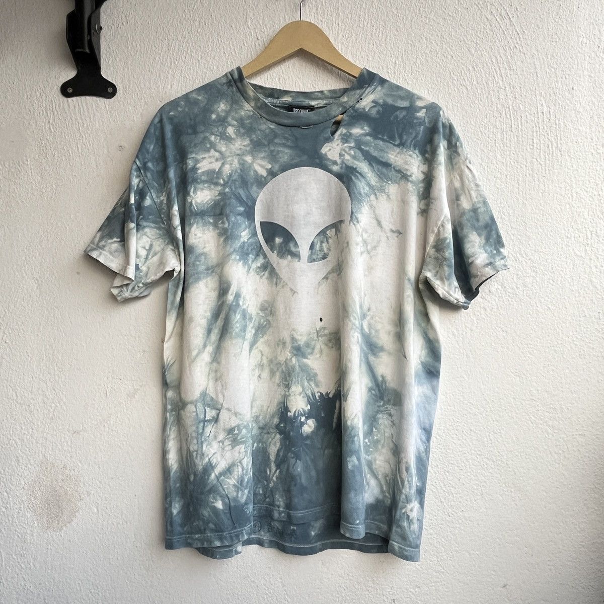 Alien Workshop Vintage Y2K BESCHWA Alien Bill Barker Distressed TShirt Size US L / EU 52-54 / 3 - 3 Thumbnail