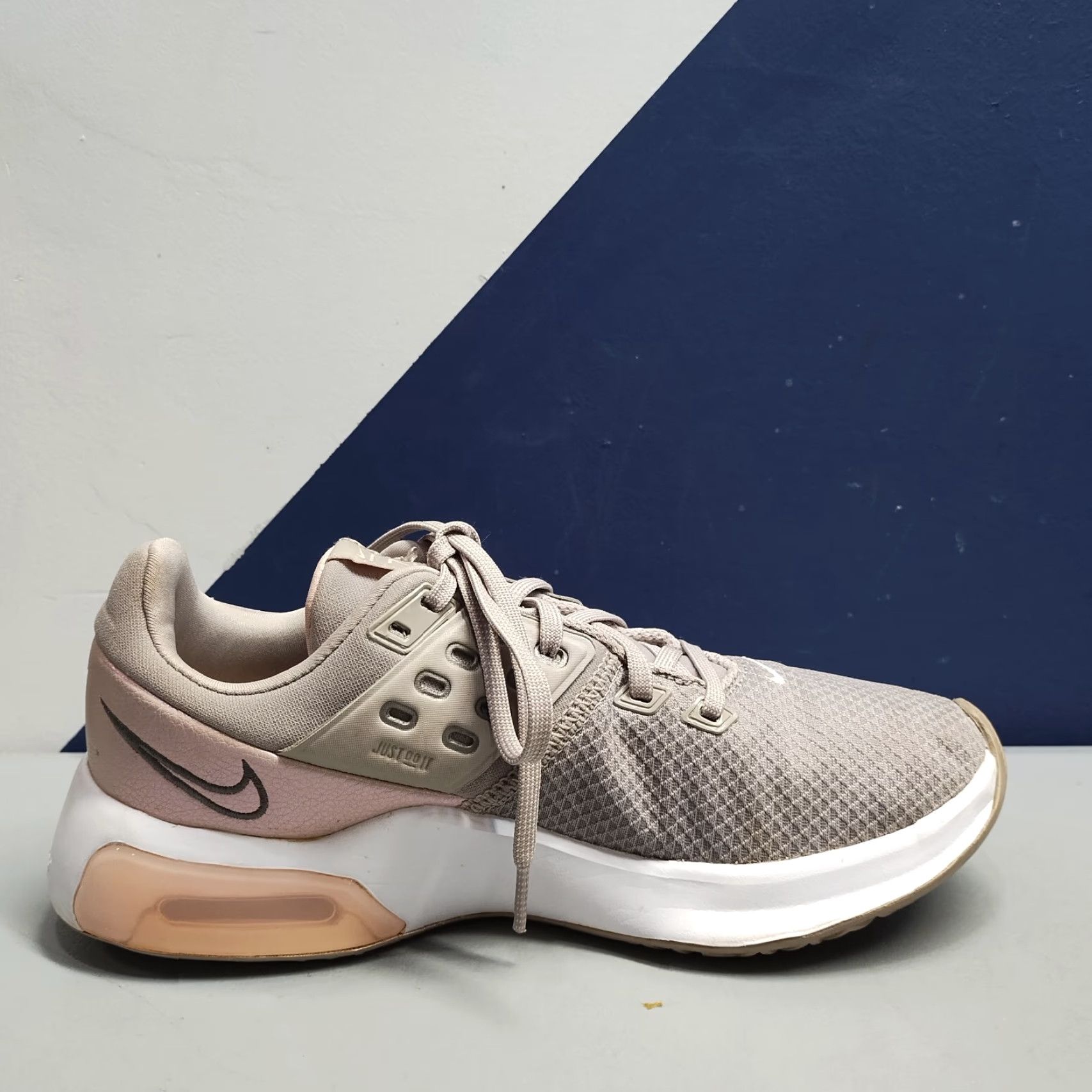 Nike Nike Air Max Bella Running Sneakers Women CW3398-004 Low Top US 8 Multicolor Size 8 Womens Nike Air Max Bella Running Sneakers CW3398-004 Size M / US 6-8 / IT 42-44 - 5 Thumbnail