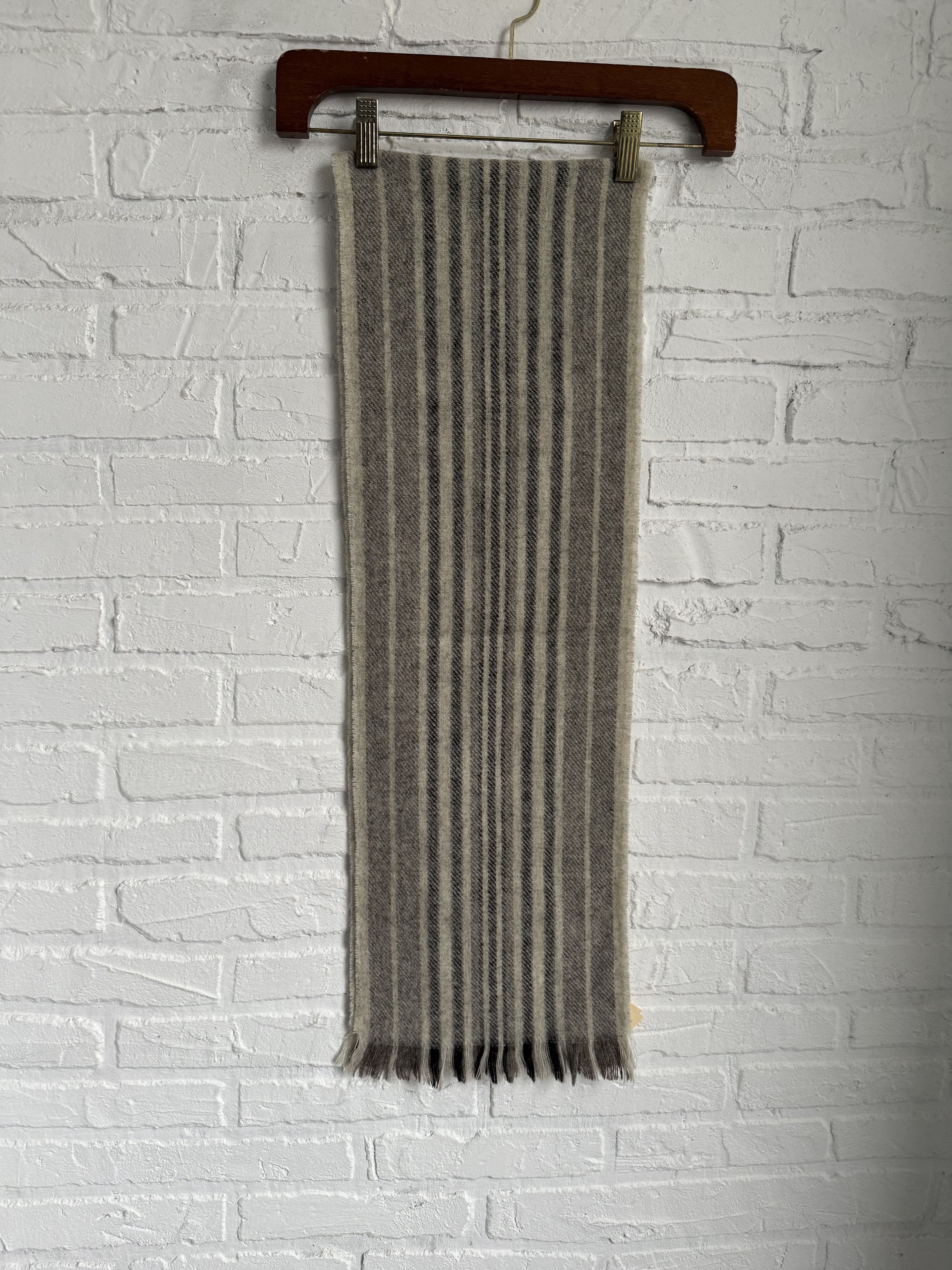 Other Tweedmill Pure Jacob Wool Scarf British Old Money Size ONE SIZE - 6 Thumbnail