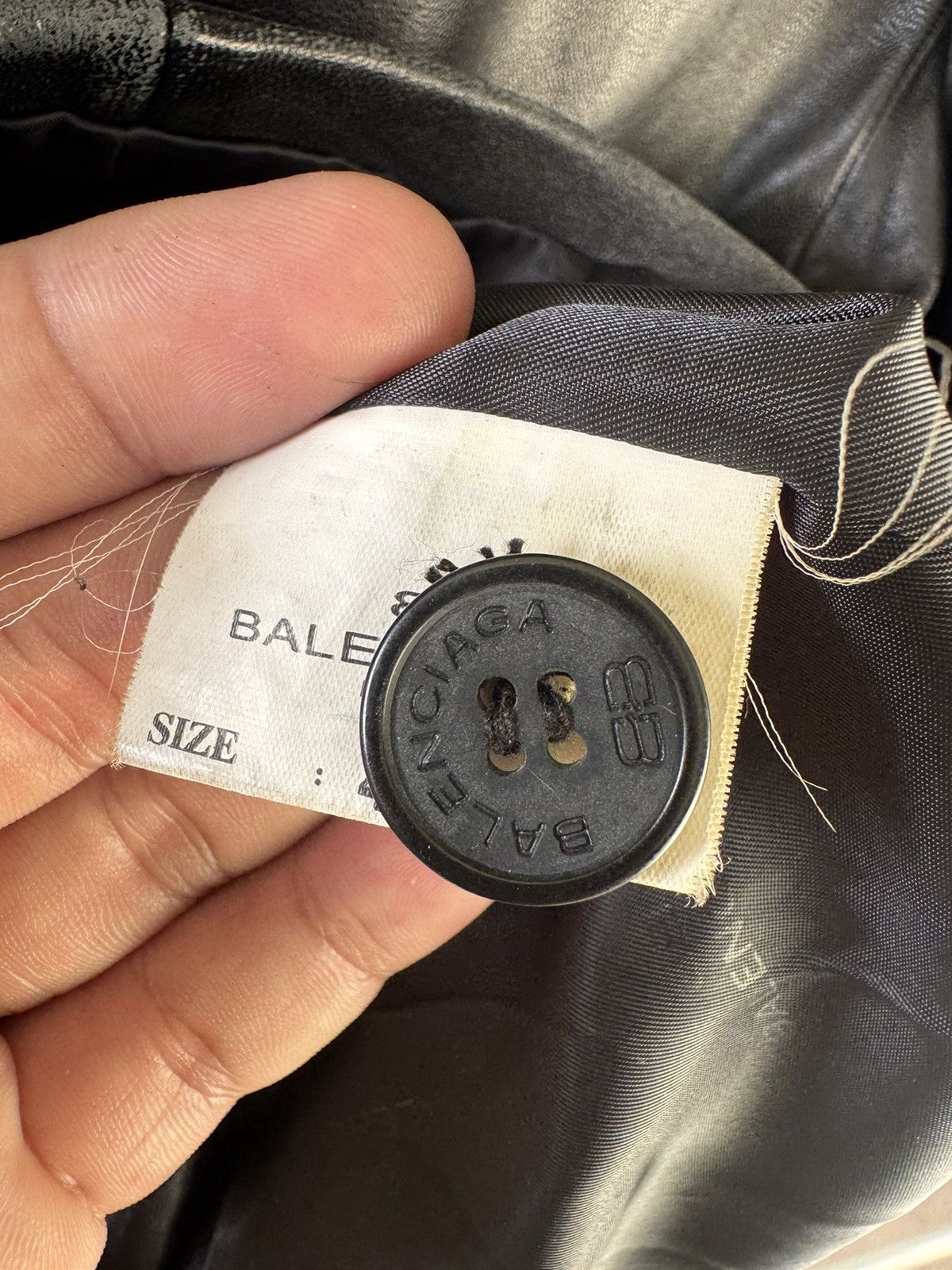 Balenciaga Balenciaga Nicolas Ghesquière Button Up Leather Jacket Size US L / EU 52-54 / 3 - 9 Thumbnail