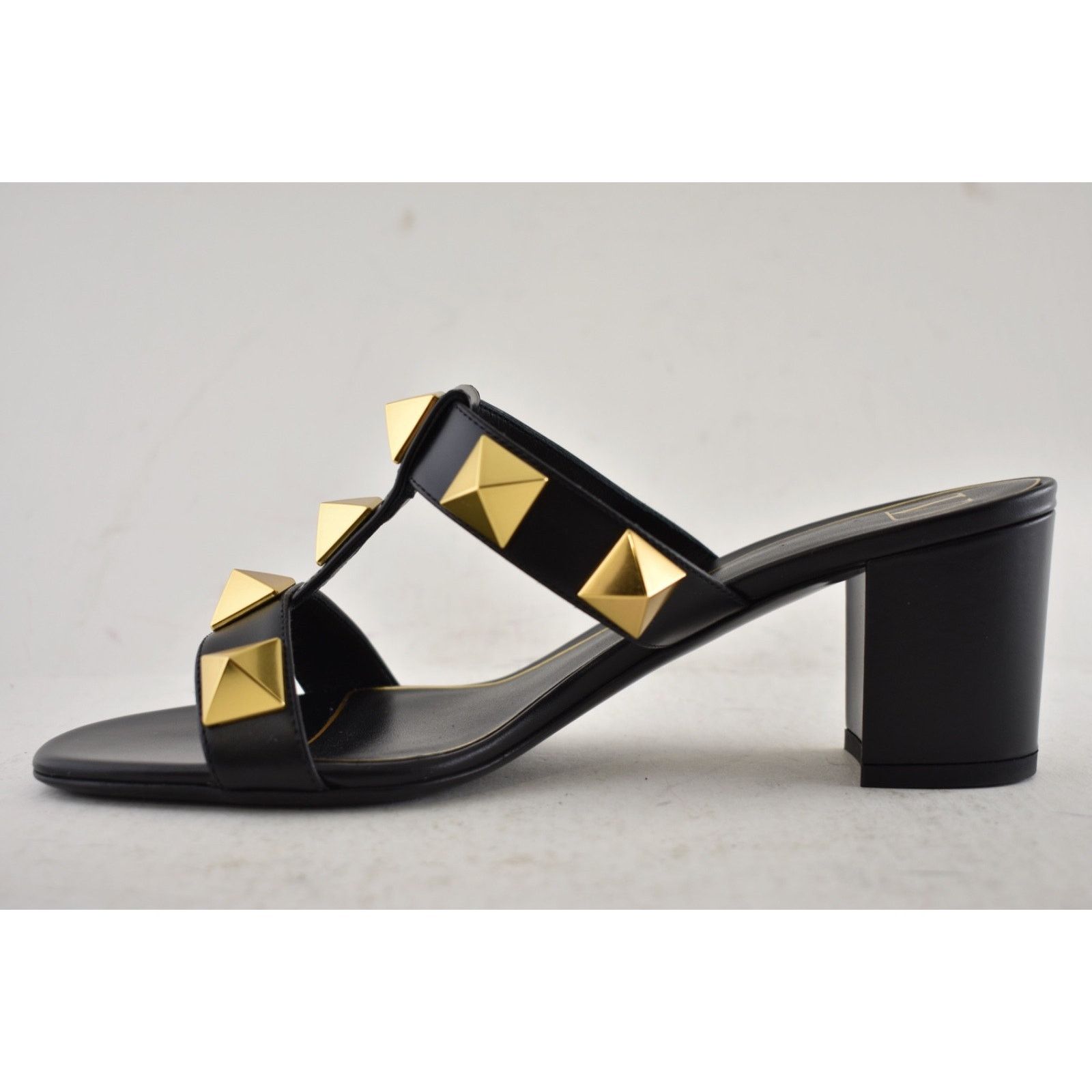 Valentino Rockstud Roman Stud City 60mm Slide Mule Sandal Block Heel Size US 7.5 / IT 37.5 - 14 Thumbnail