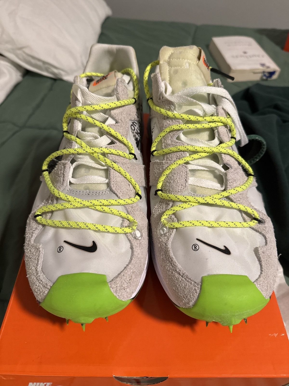 Nike × Off-White Off White x Nike Zoom Terra Kiger 5 - White/Metallic Silver Size US 12.5 / EU 45-46 - 9 Thumbnail