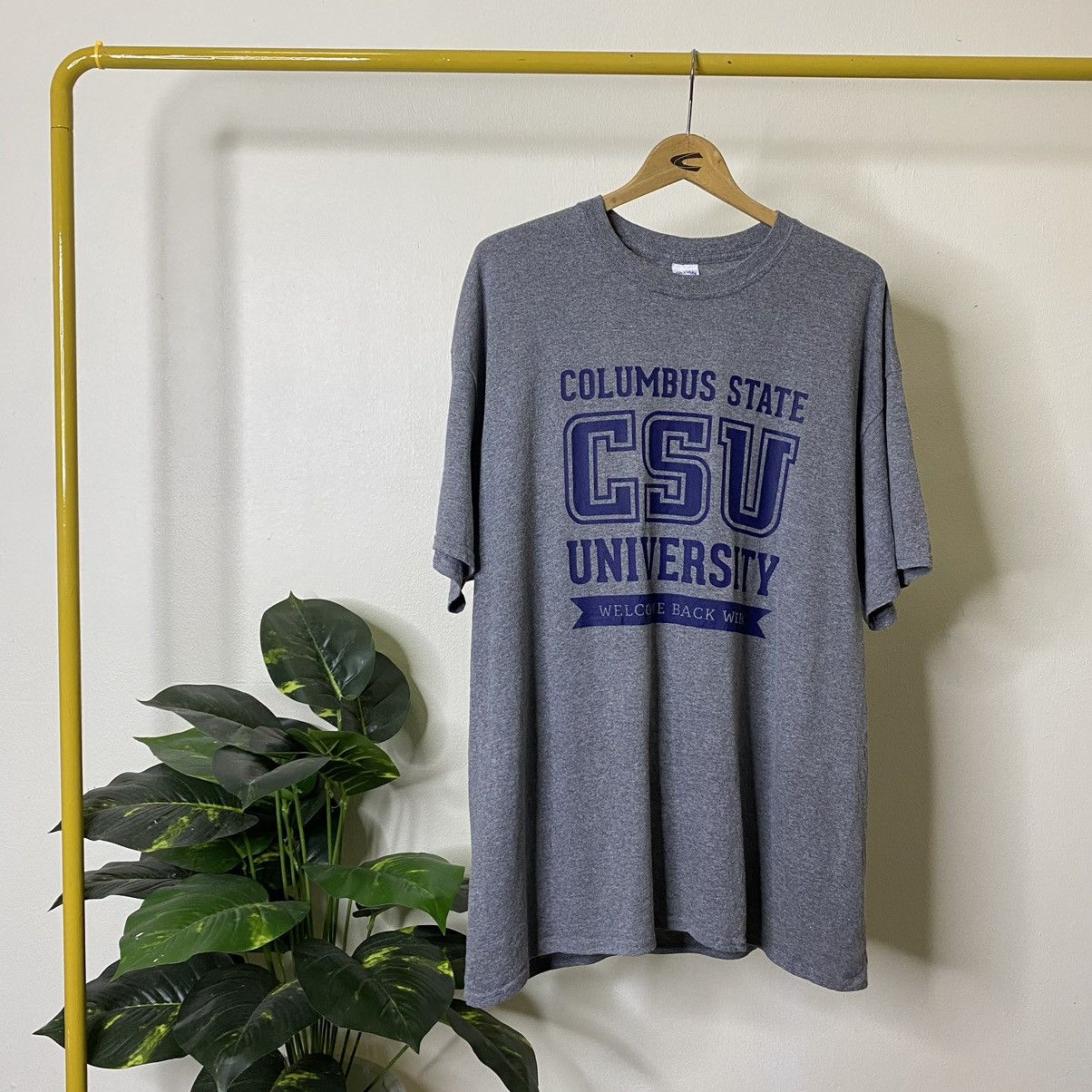 NCAA × Vintage Y2K Columbus State University Cougar NCAA T Shirt Size US L / EU 52-54 / 3 - 1 Thumbnail