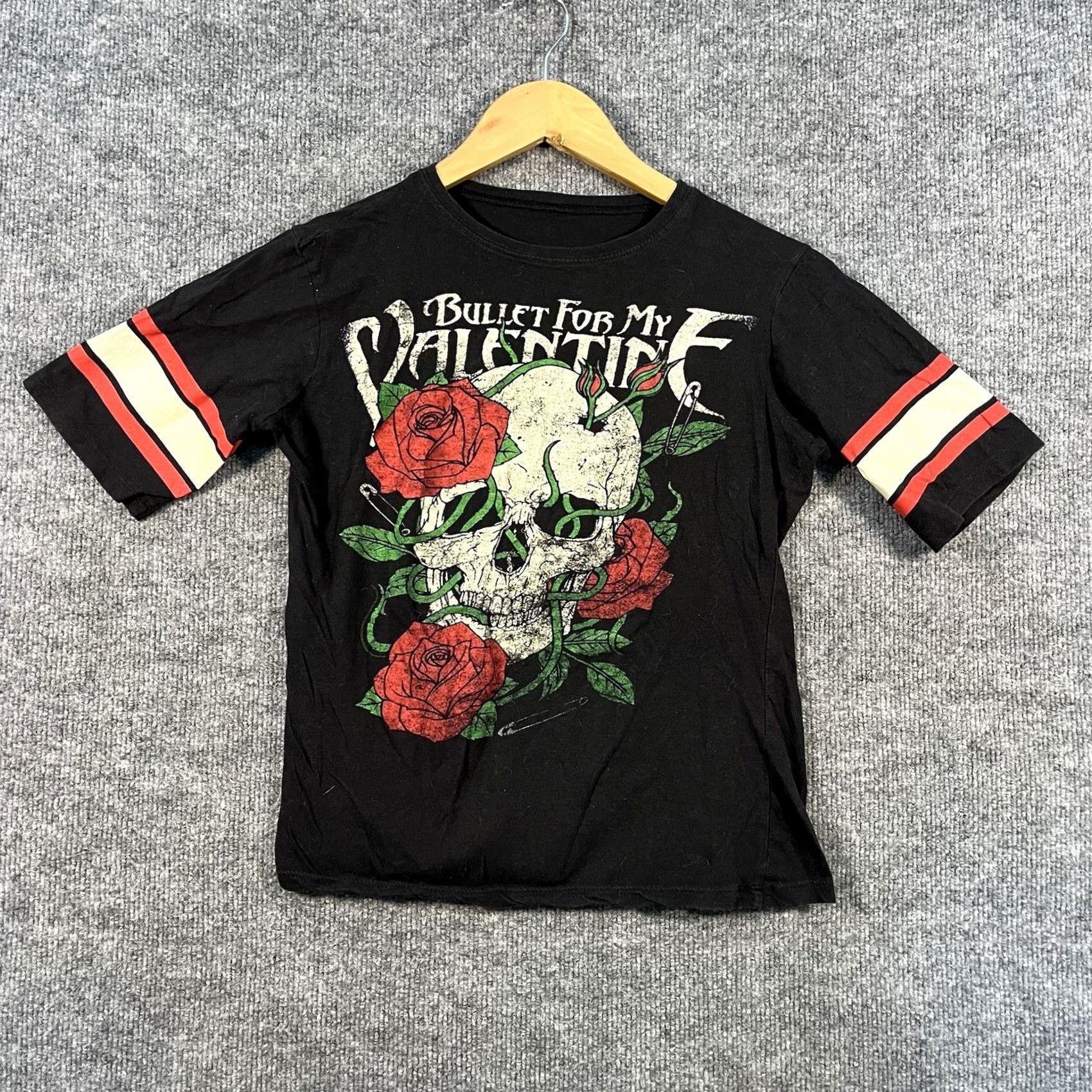 Gildan VINTAGE Bullet For My Valentine Women's T-Shirt Black Small Crew Neck Short Sleeve Skull Rose Graphic Girls S Size S / US 4 / IT 40 - 2 Thumbnail