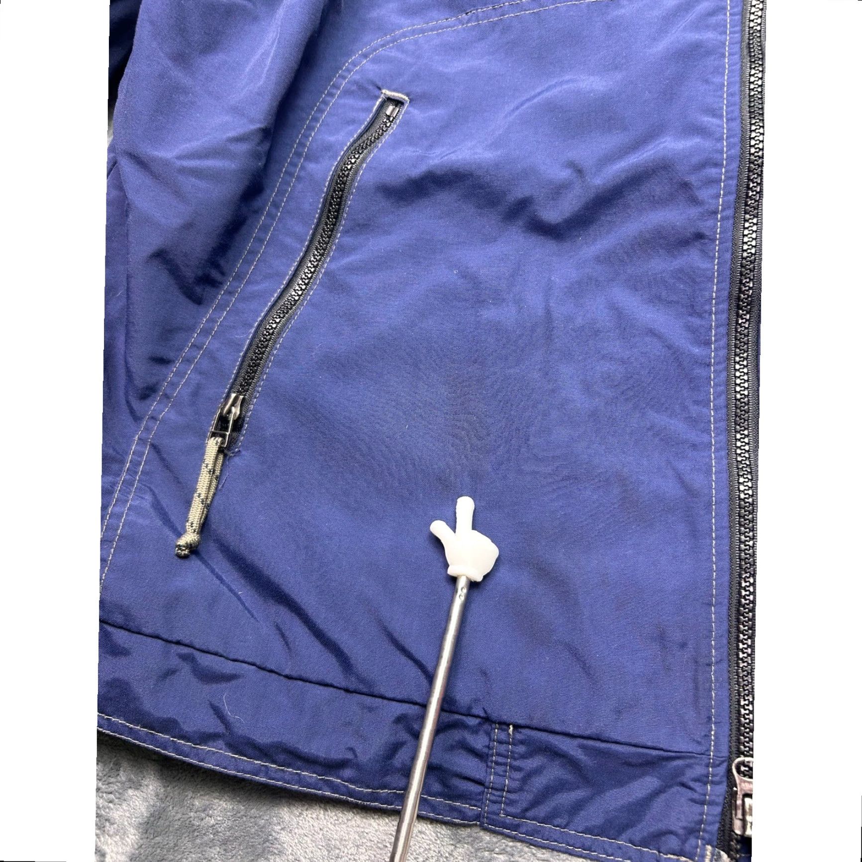 Vintage VINTAGE Columbia Sportswear Jacket Mens XL Blue Hooded Zip Windbreaker Parka 90s Retro Outdoor Casual Travel Size US XL / EU 56 / 4 - 7 Thumbnail