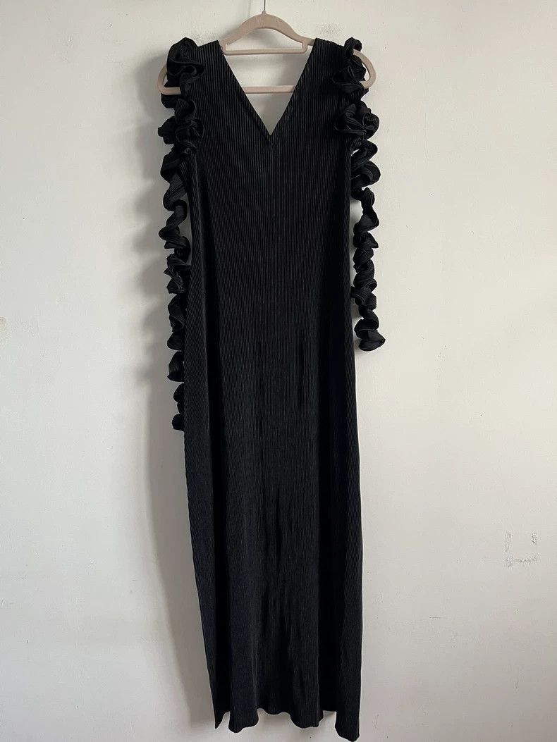 Issey Miyake Issey Miyake Pleated Black Dress FH804-2508 Size US 26 / EU 42 - 2 Thumbnail