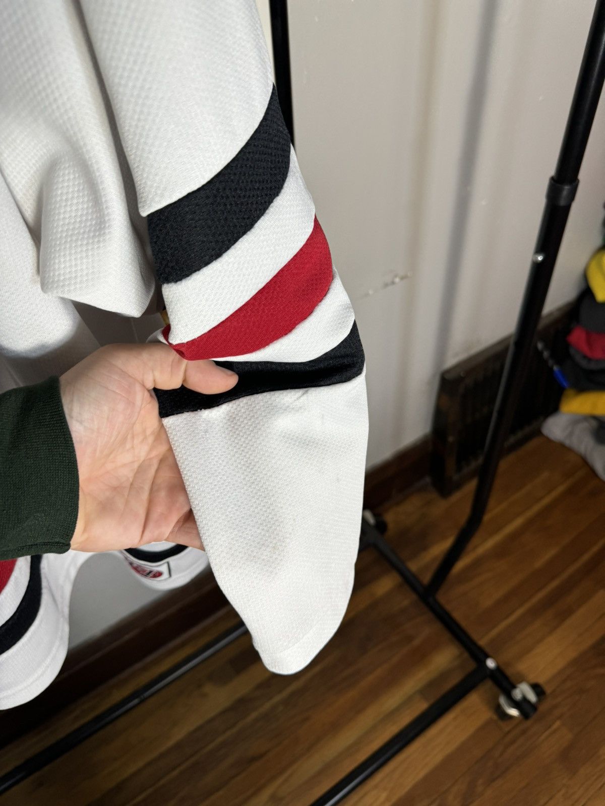 Other St. Cloud State University Huskies Hockey Jersey Size US L / EU 52-54 / 3 - 7 Thumbnail