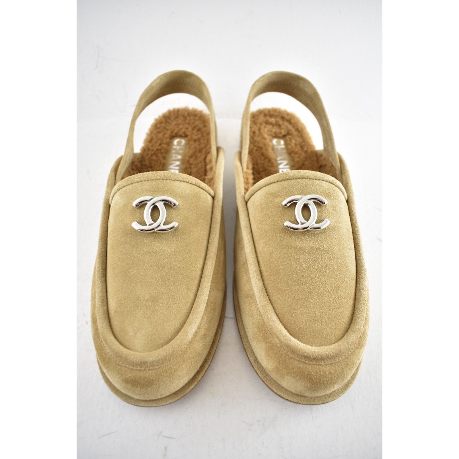 Chanel Chanel Dark Beige Suede Shearling CC Moccasin Loafer 40.5 Size US 10.5 / IT 40.5 - 9 Thumbnail