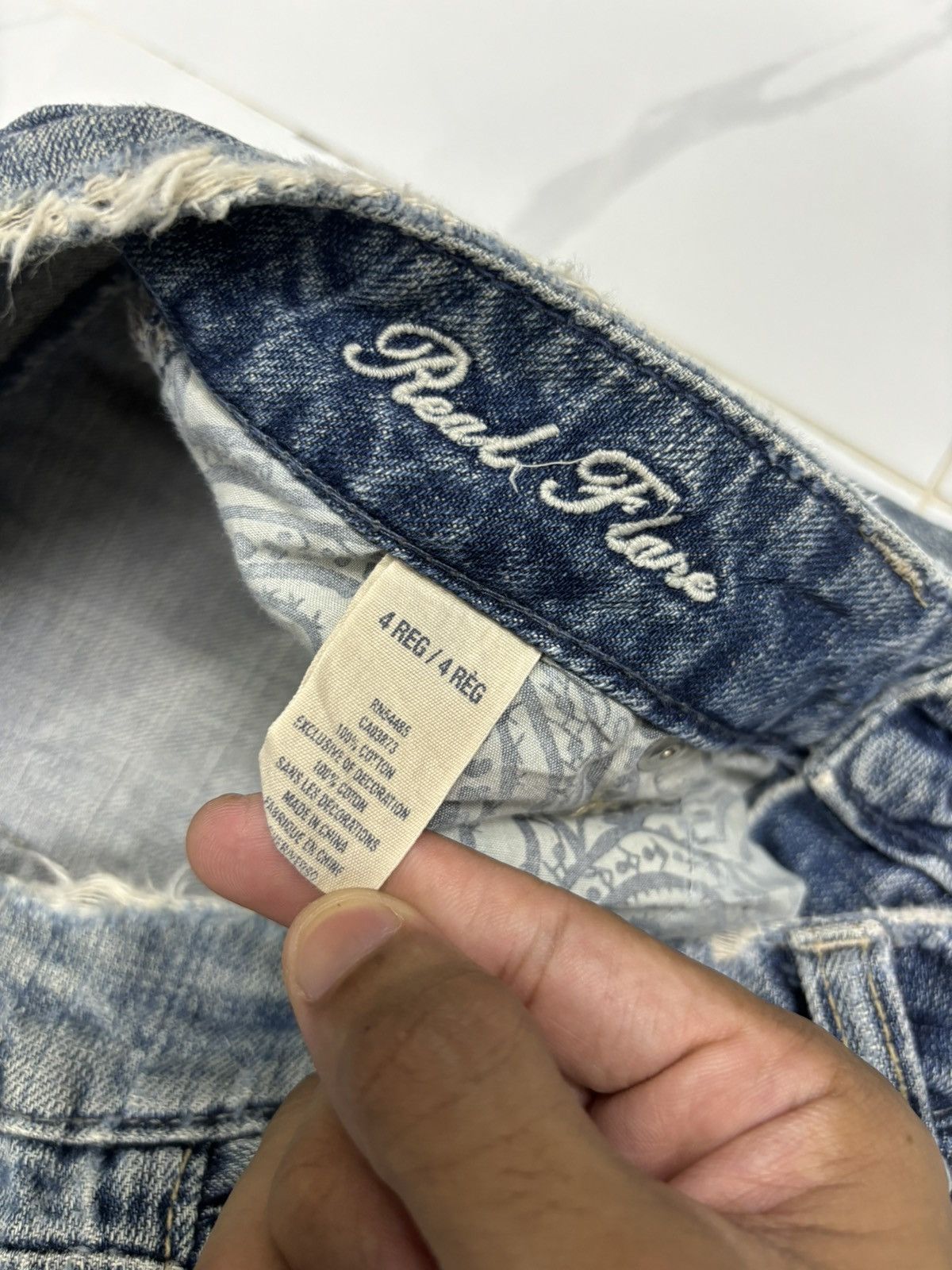 If Six Was Nine REAL FLARE JEANS DISTRESSED DENIM AMERICAN EAGLE JEANS Size 29" - 11 Thumbnail
