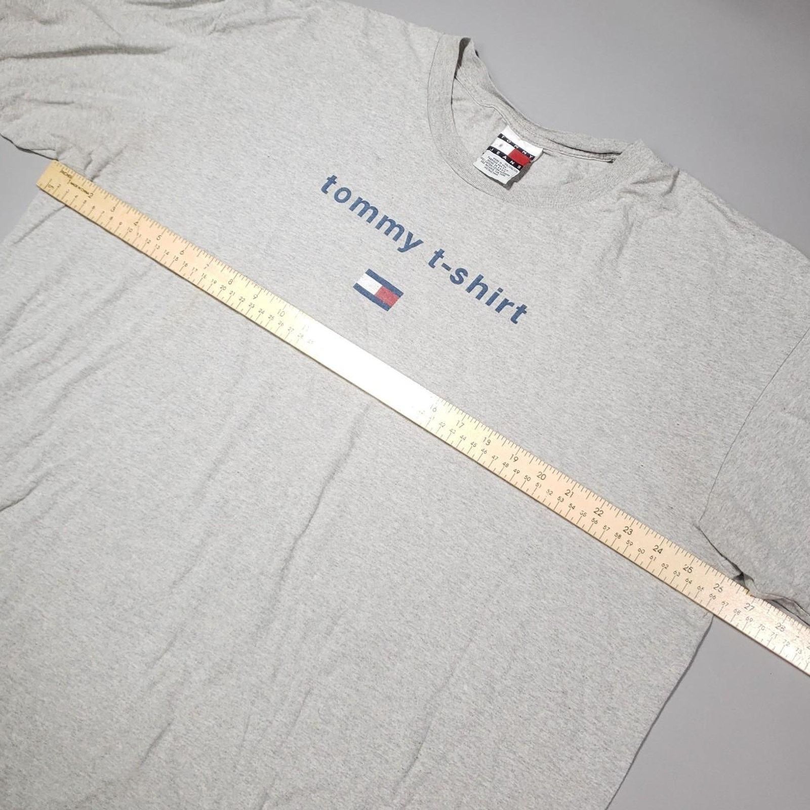 Tommy Hilfiger Vintage 90s Tommy Hilfiger Tee Mens Large Size US L / EU 52-54 / 3 - 5 Thumbnail