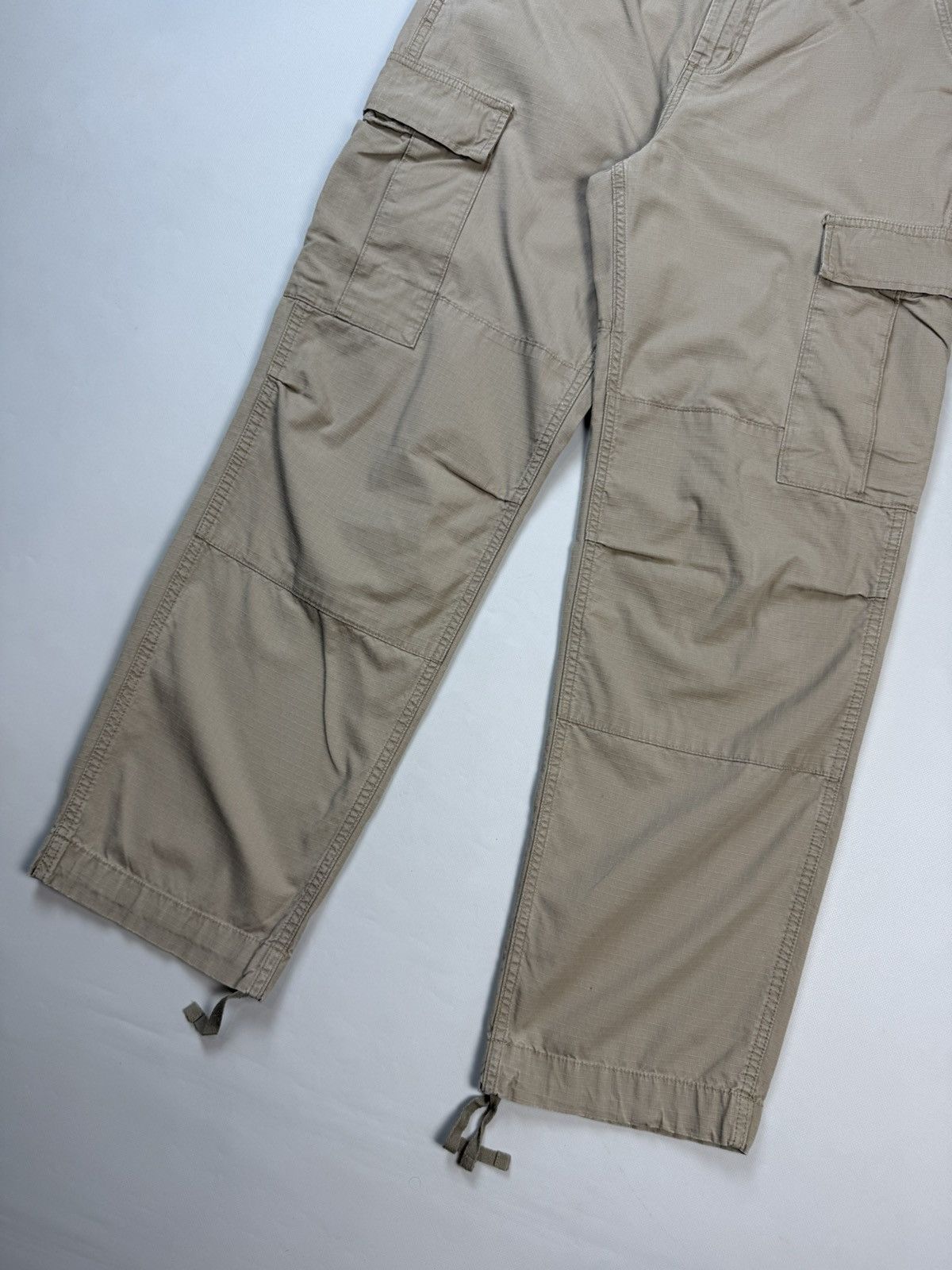 Carhartt Carhartt WIP Men’s Regular Distressed Cargo Pants Trousers Size US 34 / EU 50 - 12 Thumbnail