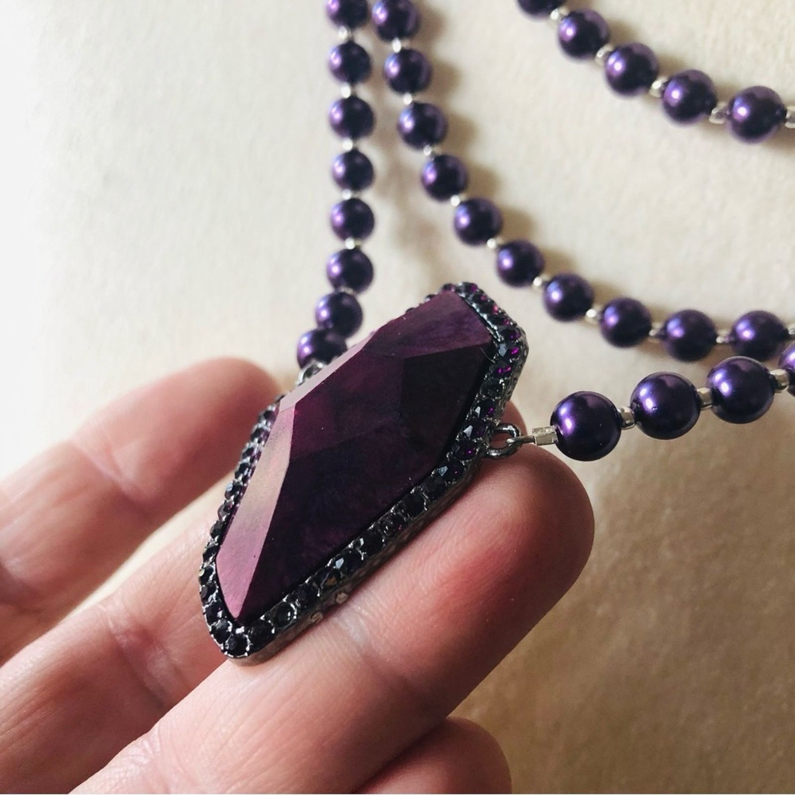 Handmade Handcrafted repurpose large faceted stone Pearl necklace Size ONE SIZE - 10 Thumbnail