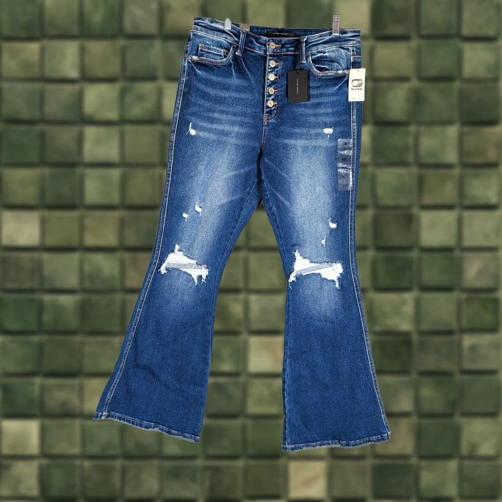 Vintage Flying Monkey Jeans Women 30x30 High Rise Flare Distressed Blue Denim Hippie 80s 90s Retro Boho Regular Fit Jeans Women Size 30" / US 8 / IT 44 - 1 Thumbnail