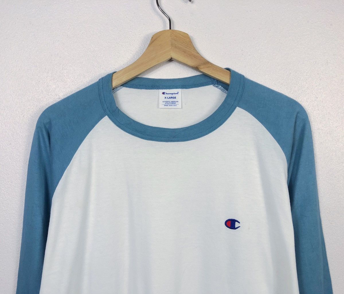 Champion Rare Champion Raglan Embroidered Logo LS Tee Size US XL / EU 56 / 4 - 2 Thumbnail