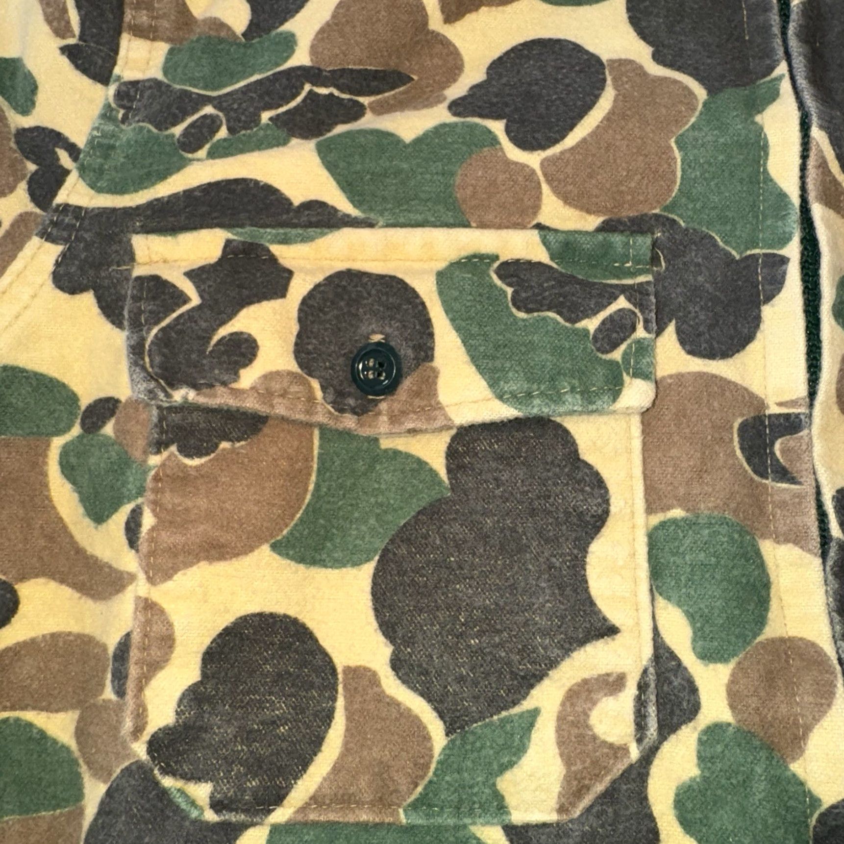 Vintage VINTAGE 80’s Gander Mountain Clothing Camouflage Full Zip Chamois Men’s Shirt Medium Jacket Bomber Style Mens Size US M / EU 48-50 / 2 - 4 Thumbnail