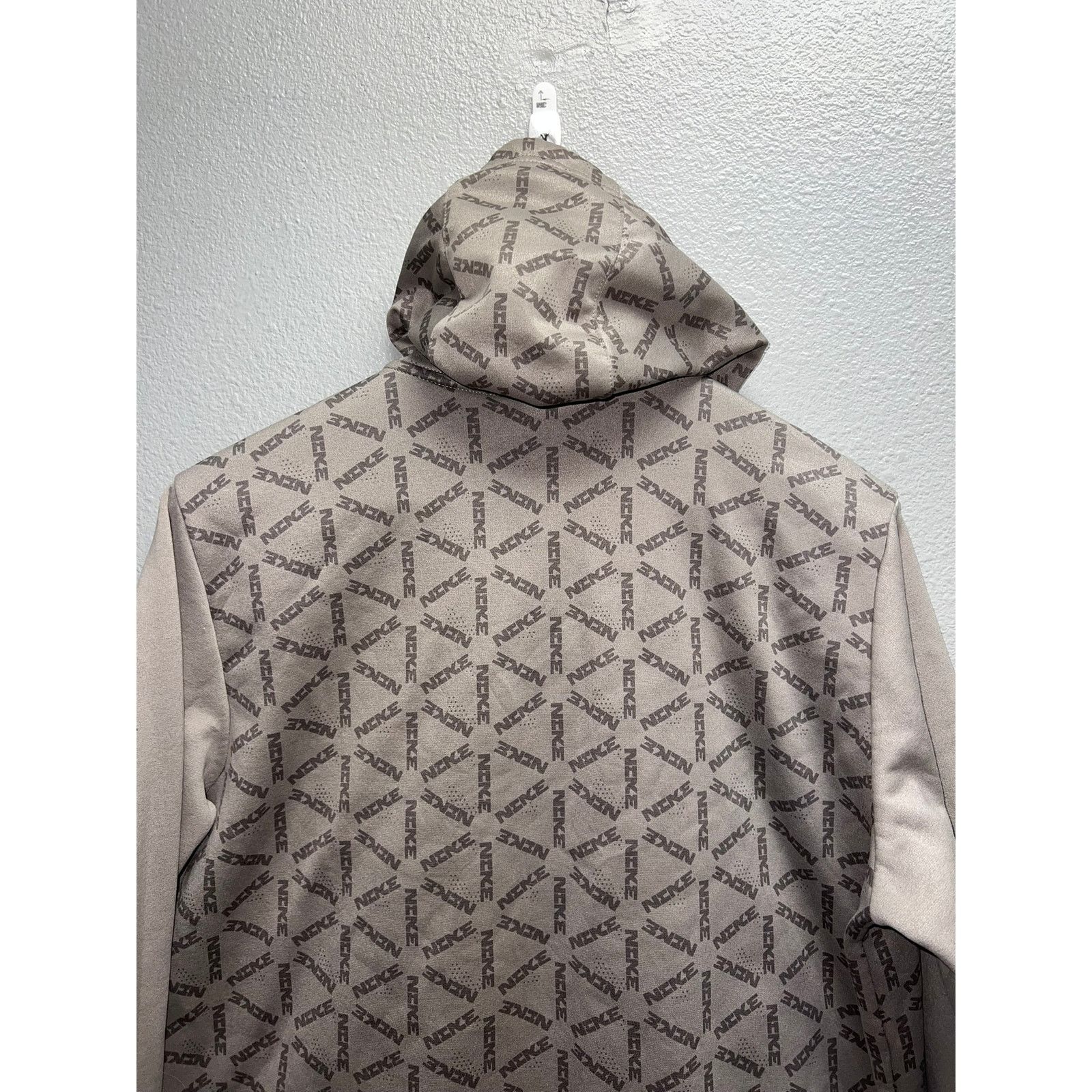 Vintage Nike Therma AOP Hoodie All Over Print Training Beige Brown Size US M / EU 48-50 / 2 - 9 Thumbnail