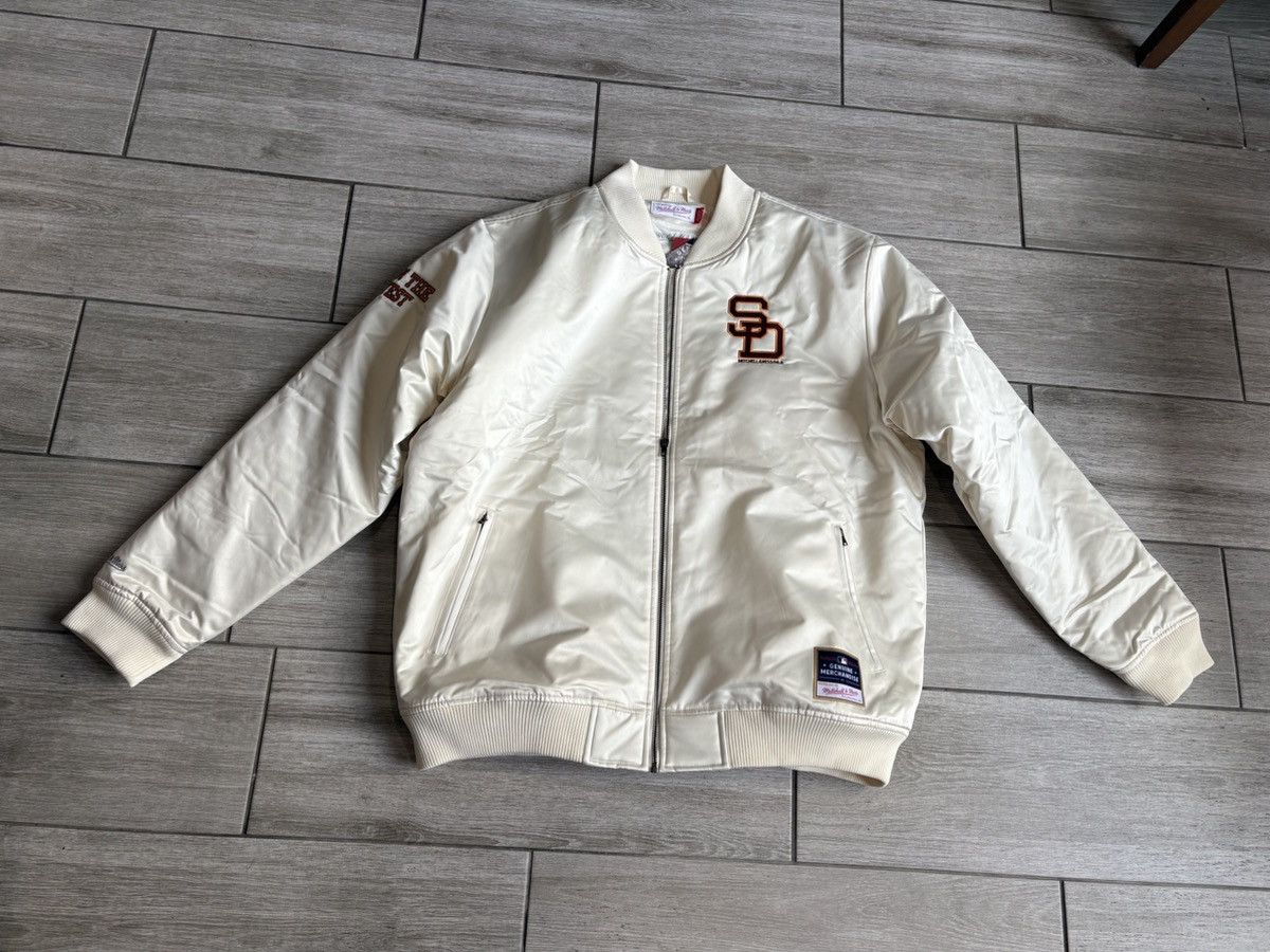 Mitchell & Ness Seager x San Diego Padres Win the West men 2XL satin jacket Size US XXL / EU 58 / 5 - 1 Thumbnail