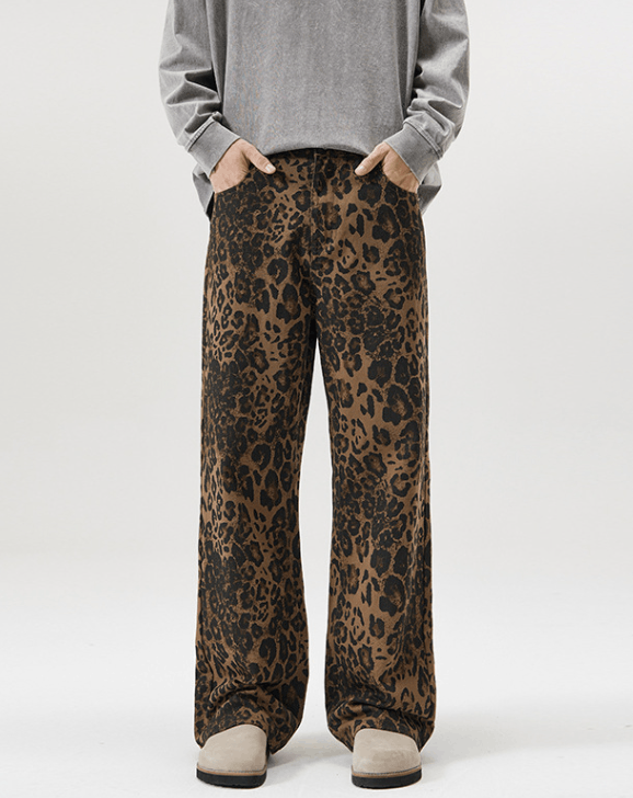 Japanese Brand American retro straight leopard print jeans Size US 32 / EU 48 - 1 Thumbnail