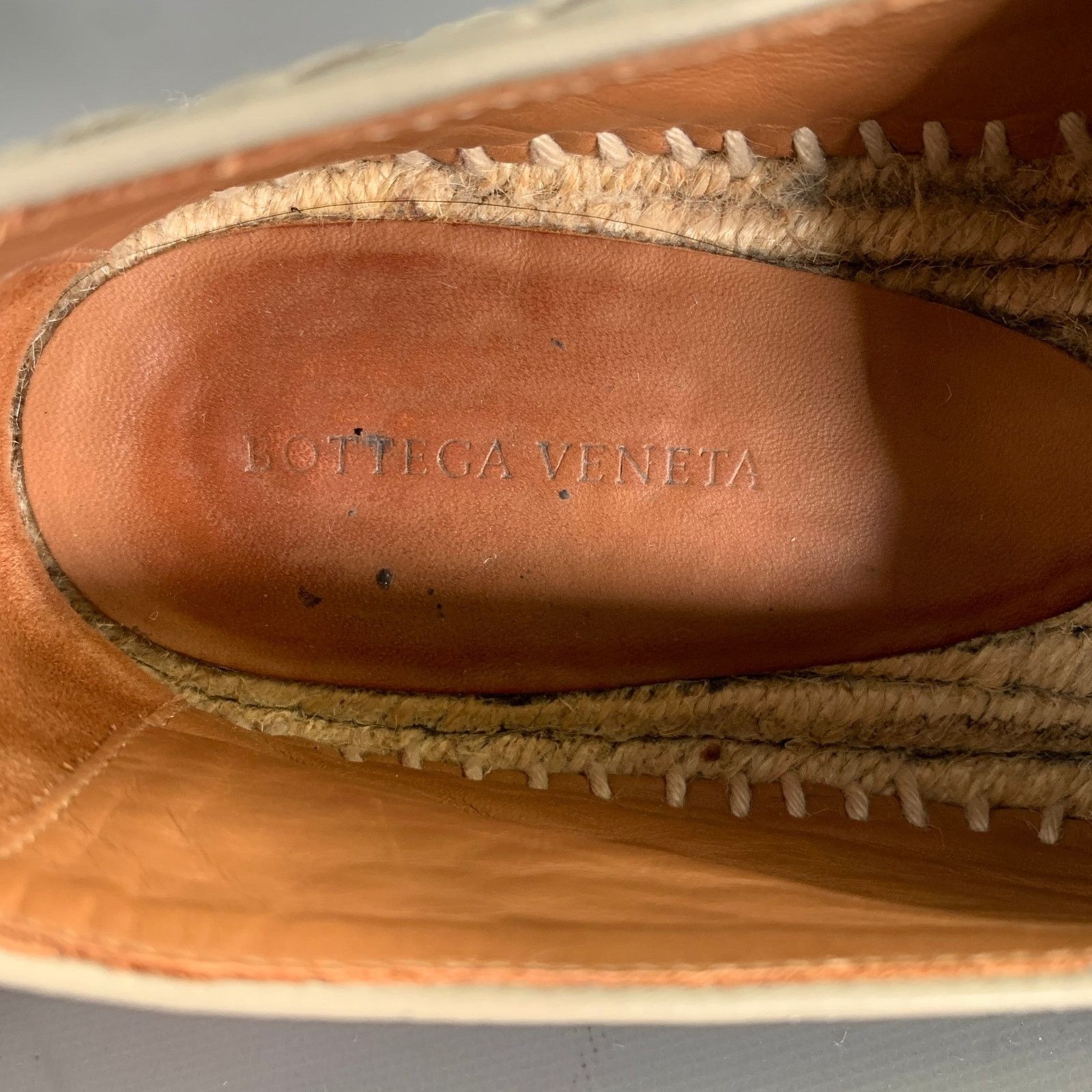 Bottega Veneta BOTTEGA VENETA Size 9 Grey Leather Woven Espadrille Flats Size US 9 / EU 42 - 8 Thumbnail
